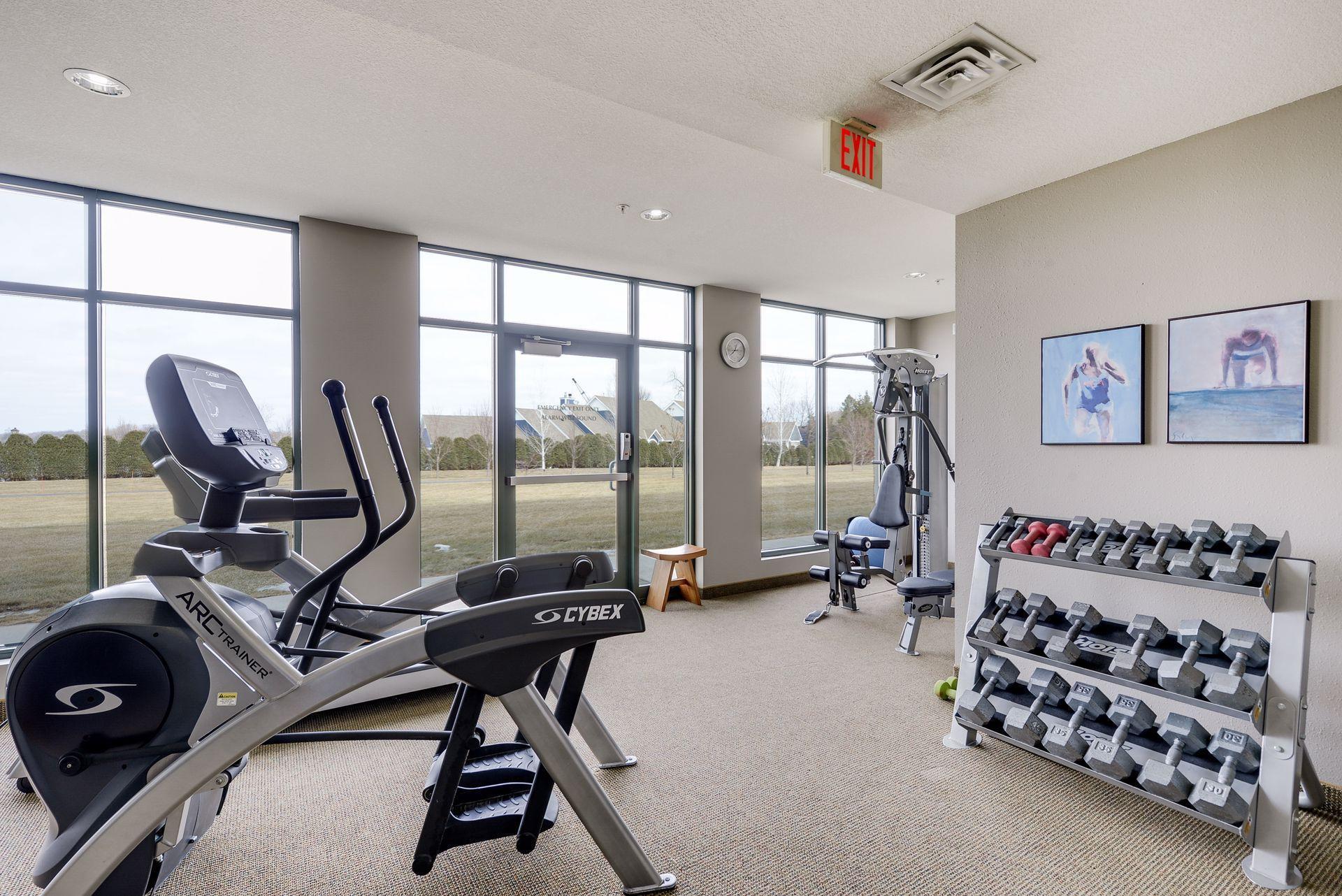 4100 Spring Street Unit: 310