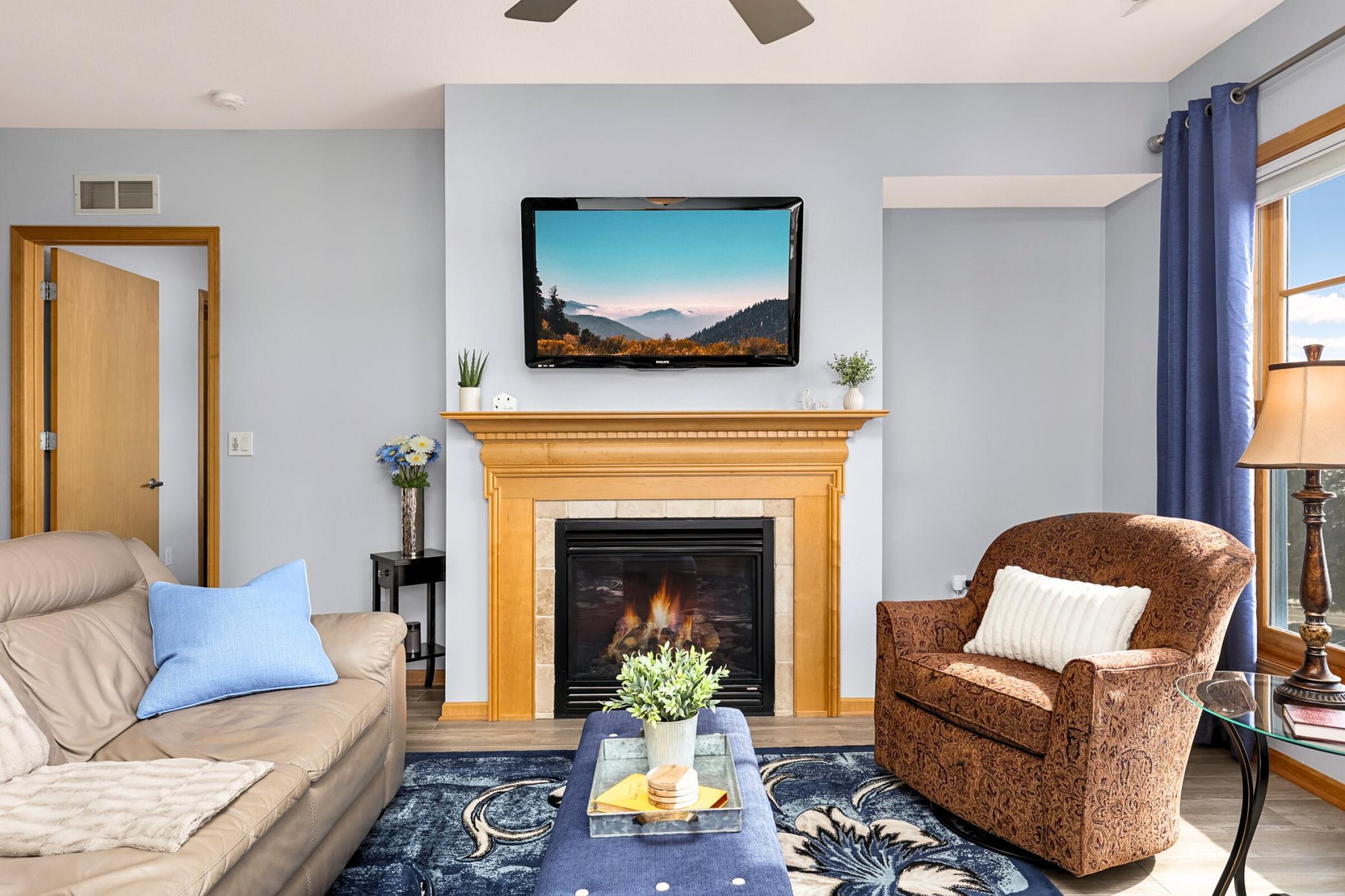 4100 Spring Street Unit: 310