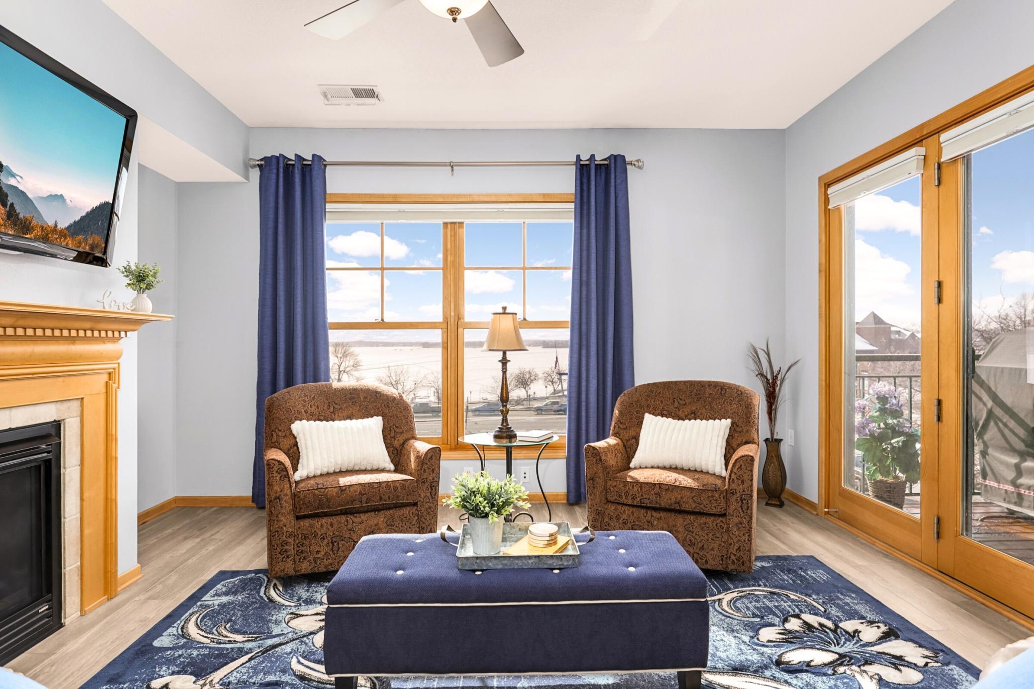 4100 Spring Street Unit: 310