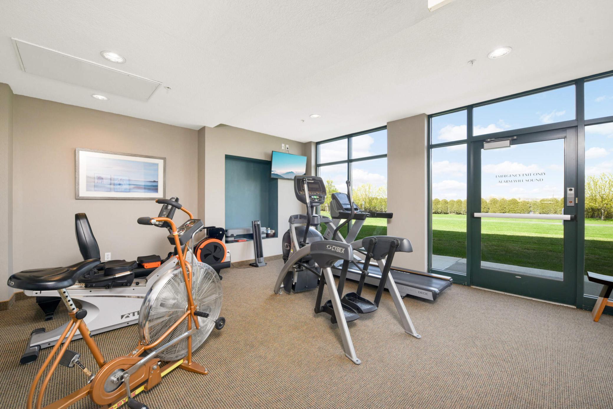 4100 Spring Street Unit: 310