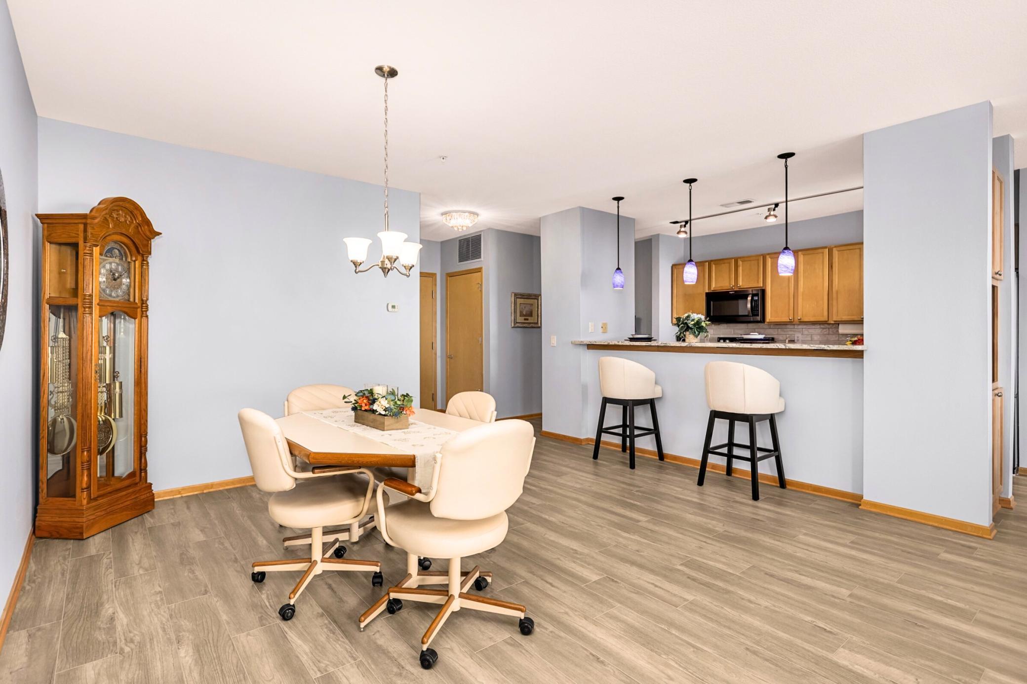 4100 Spring Street Unit: 310