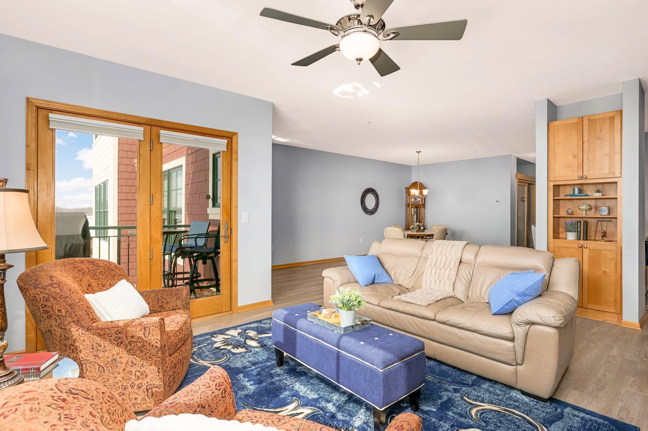 4100 Spring Street Unit: 310