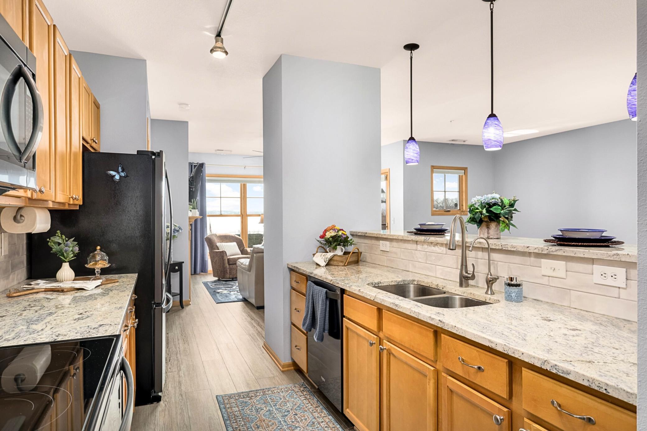 4100 Spring Street Unit: 310