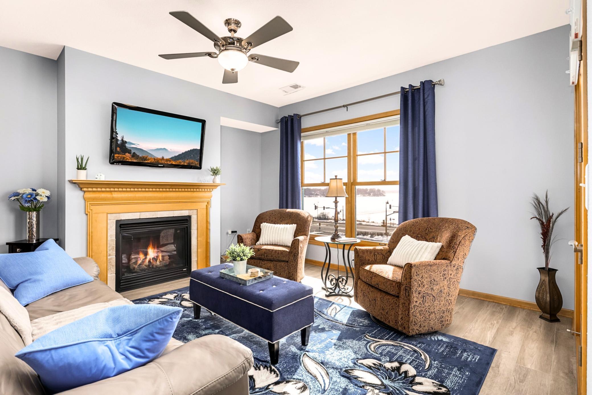 4100 Spring Street Unit: 310