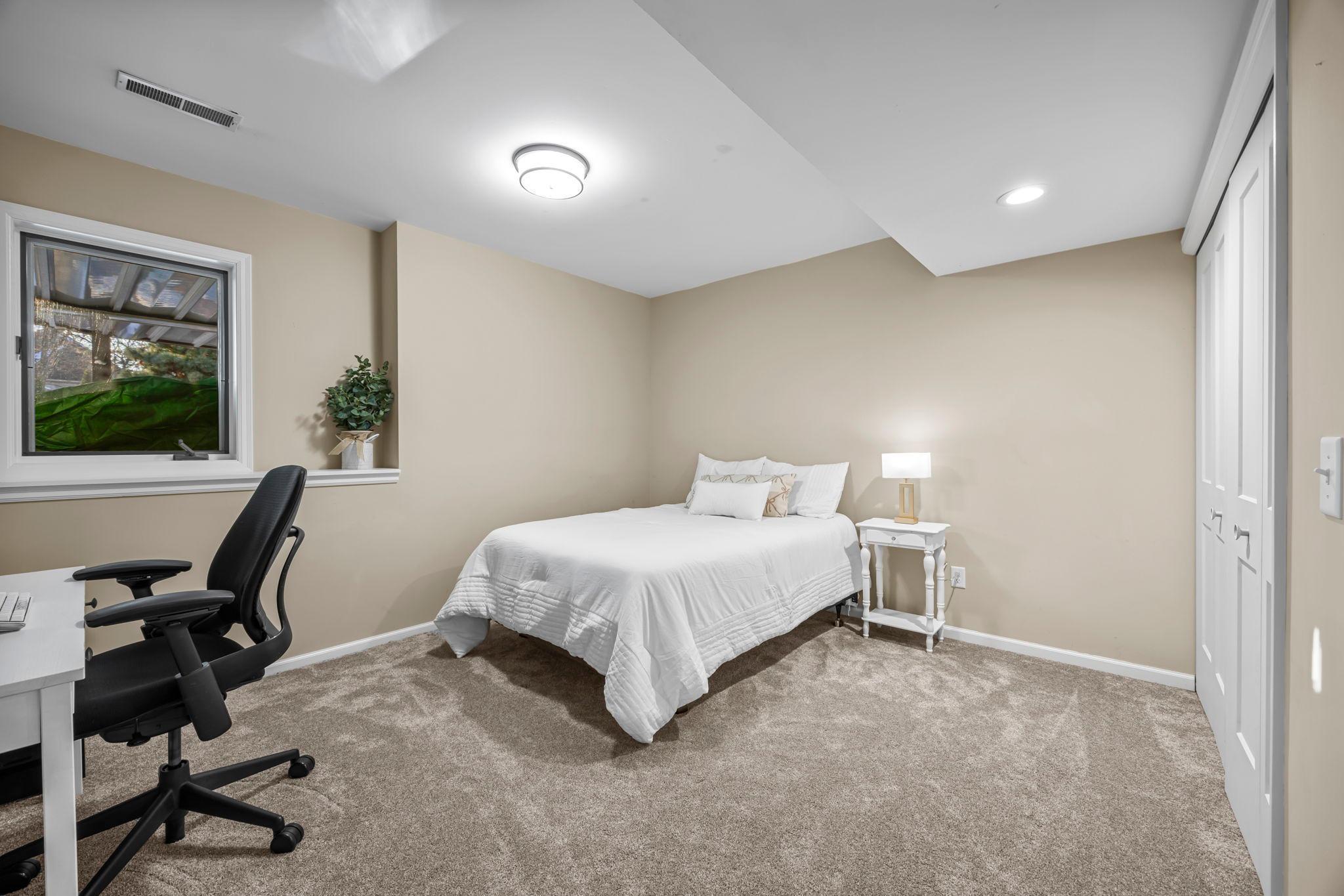 19790 Near Mountain Boulevard