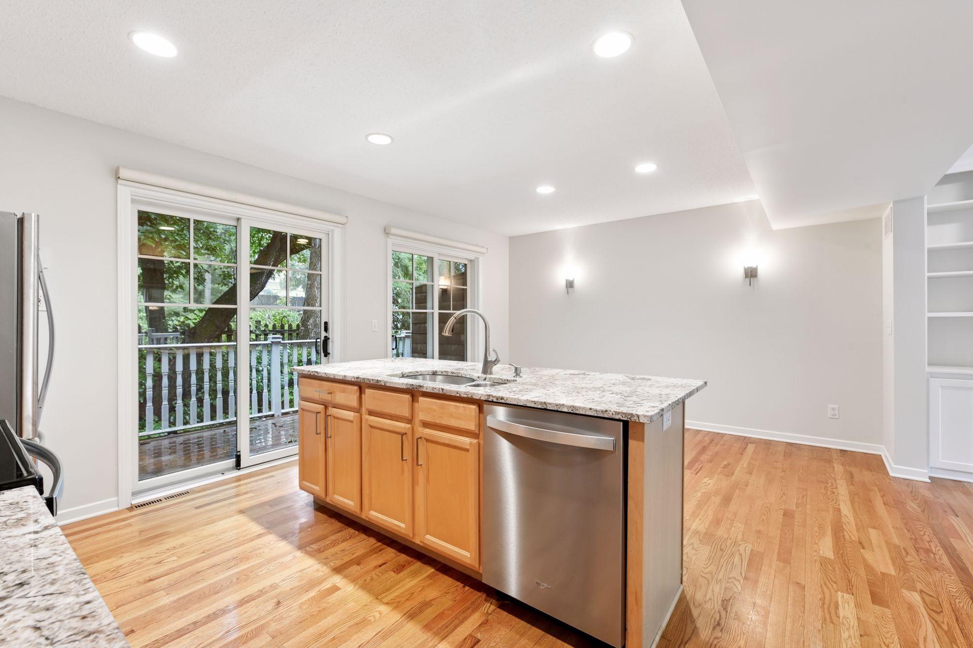 204 Central Avenue S