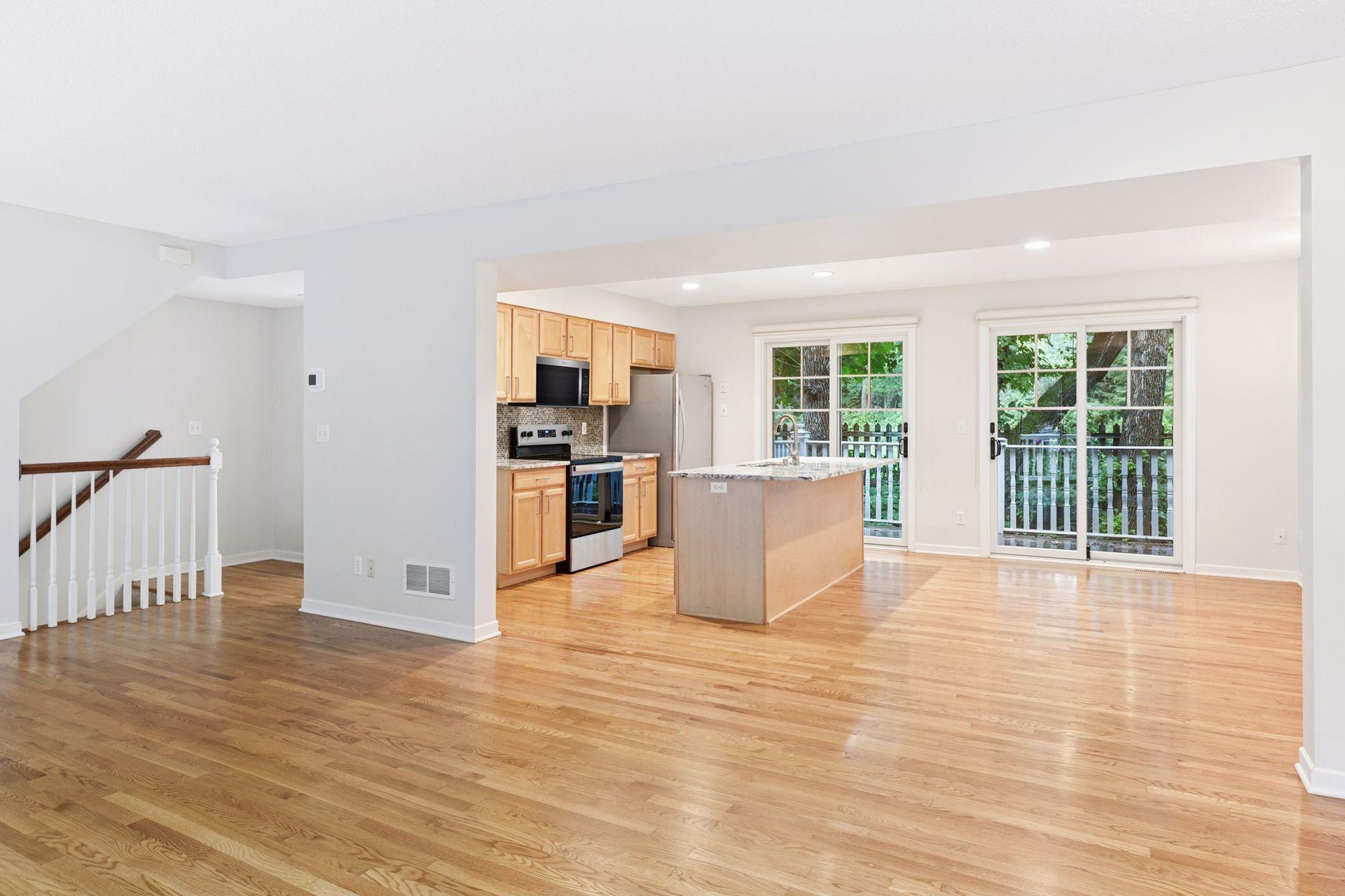 204 Central Avenue S