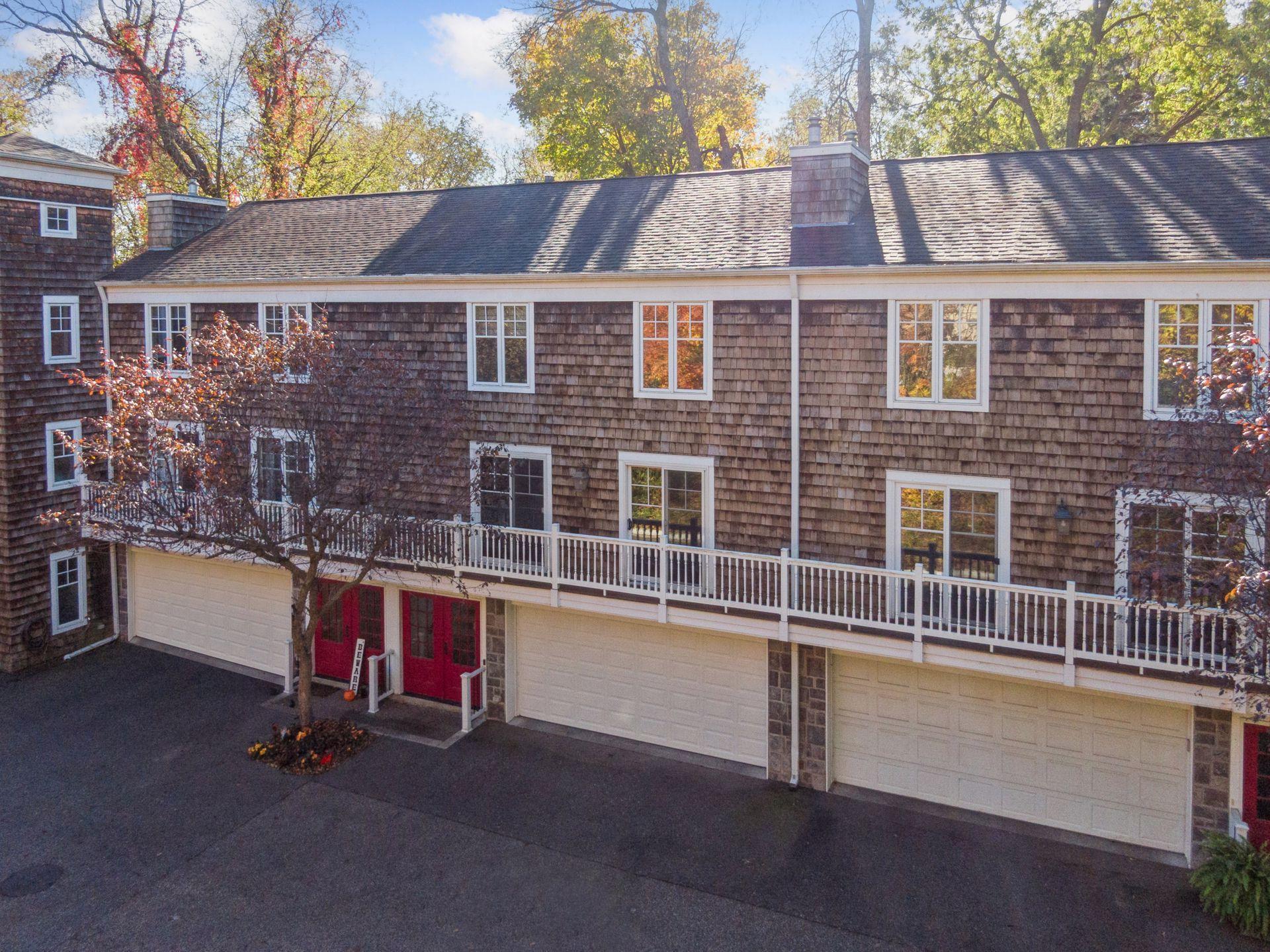 204 Central Avenue S