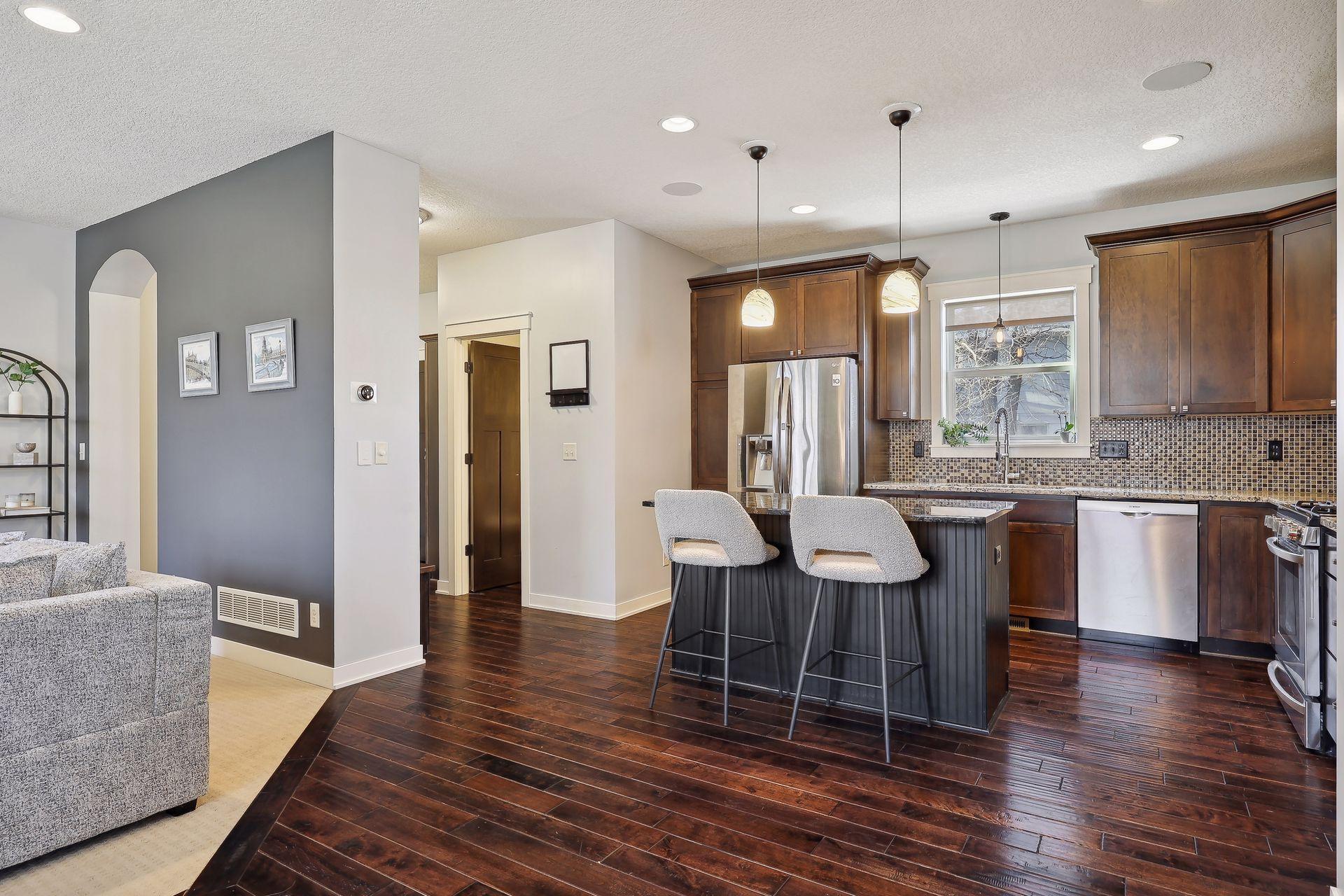 2019 Louisiana Avenue S