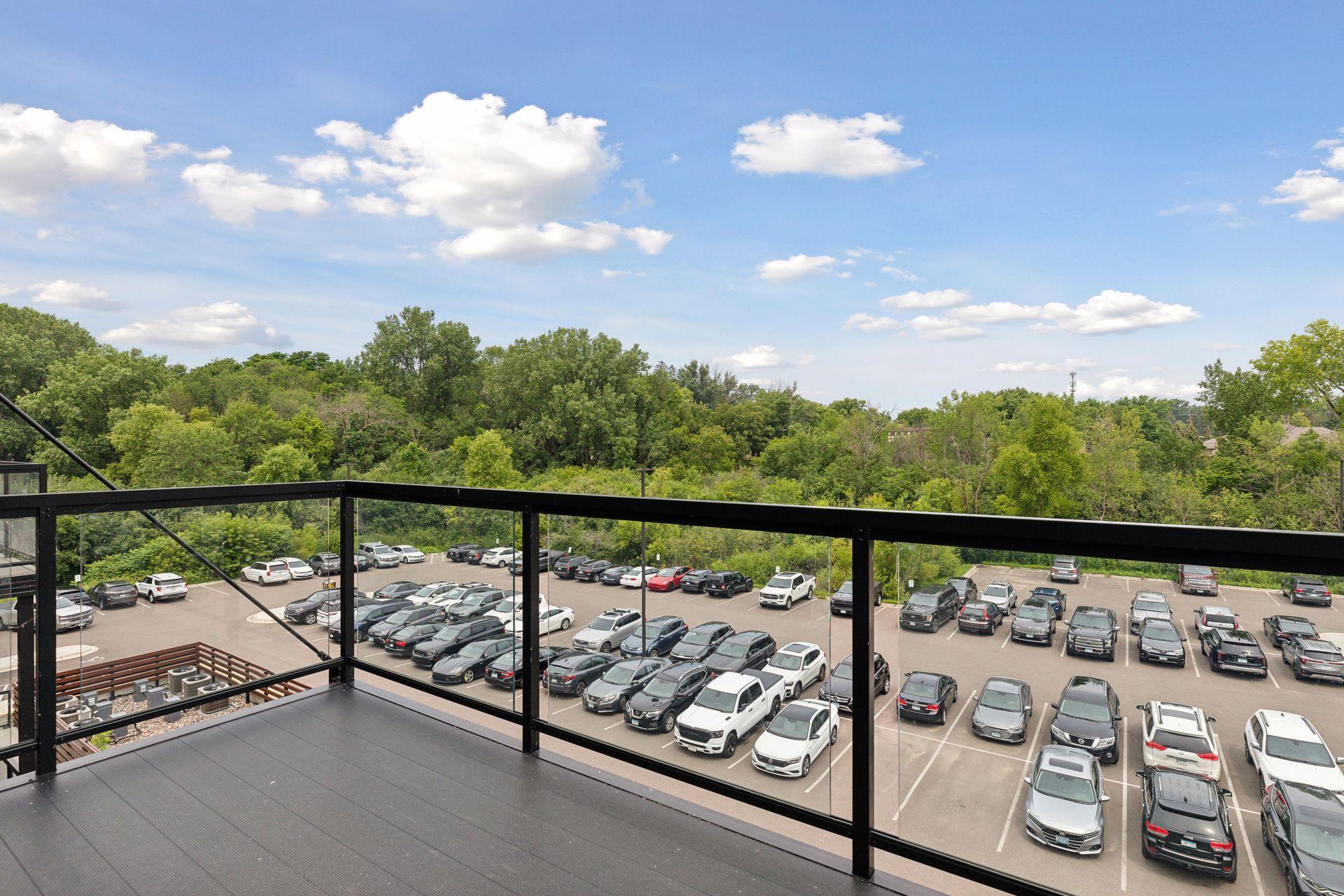 253 Lake Street E Unit: 307