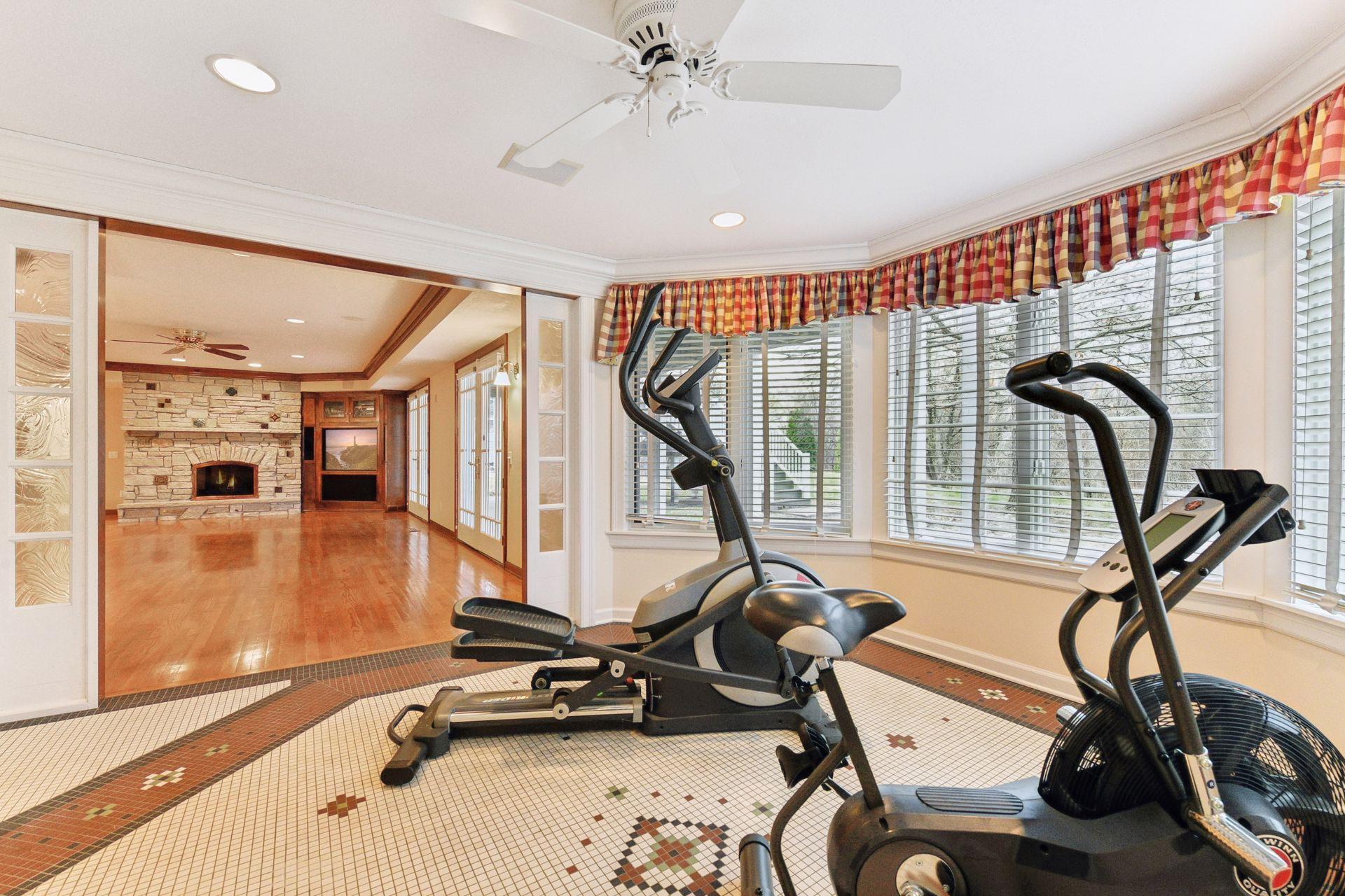 7604 Delaney Boulevard