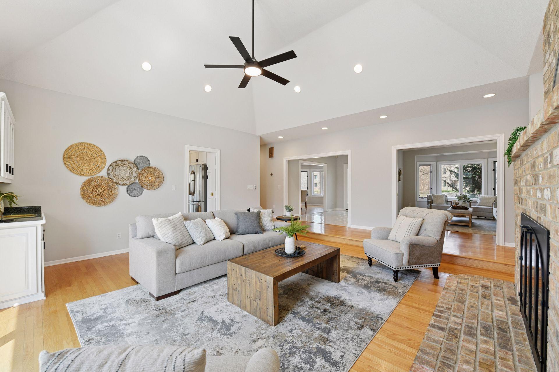 7604 Delaney Boulevard