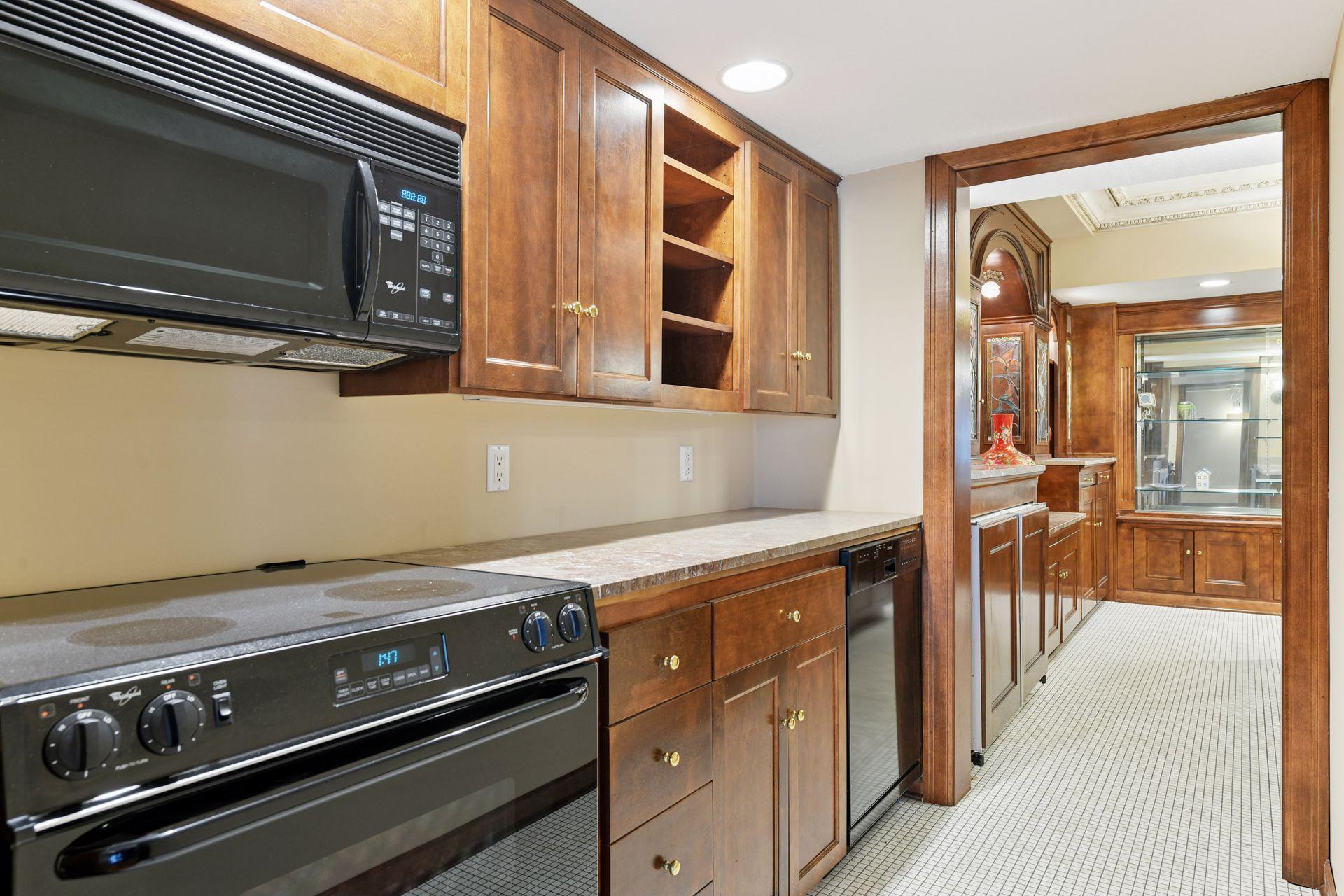 7604 Delaney Boulevard