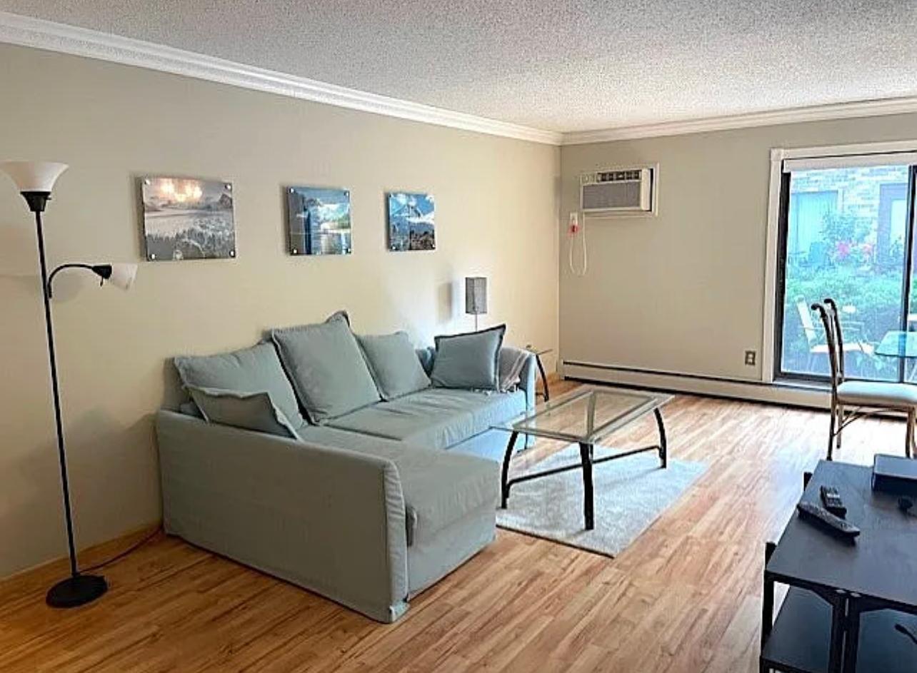 4560 Cedar Lake Road S Unit: 3