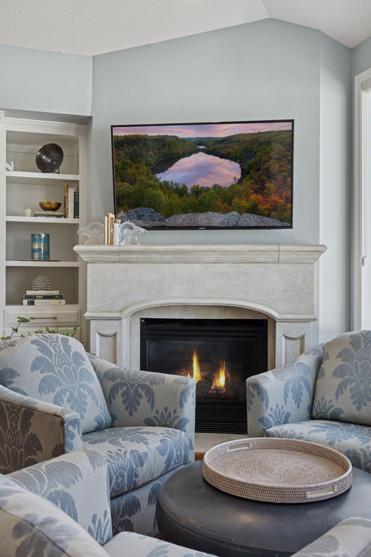 550 Waycliffe Drive N