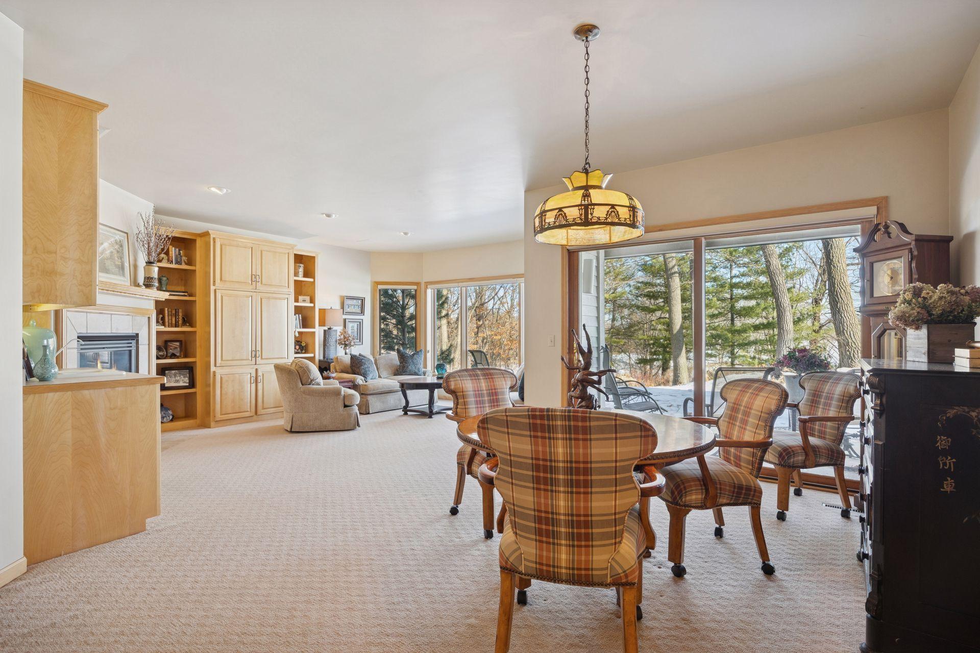 550 Waycliffe Drive N