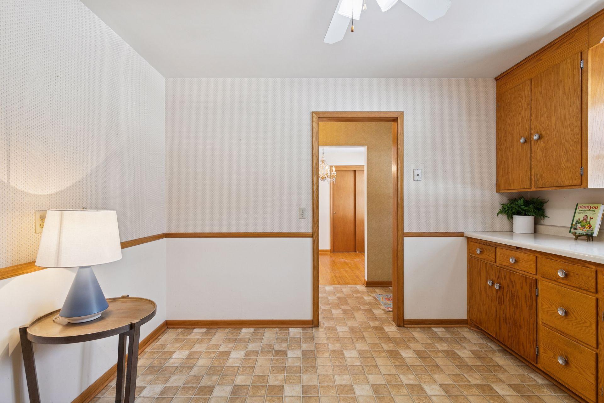 3925 Victoria Street