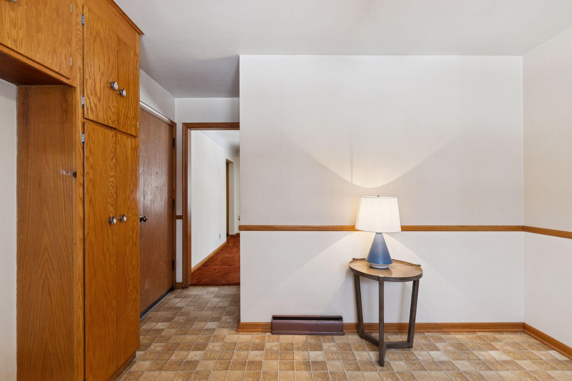 3925 Victoria Street