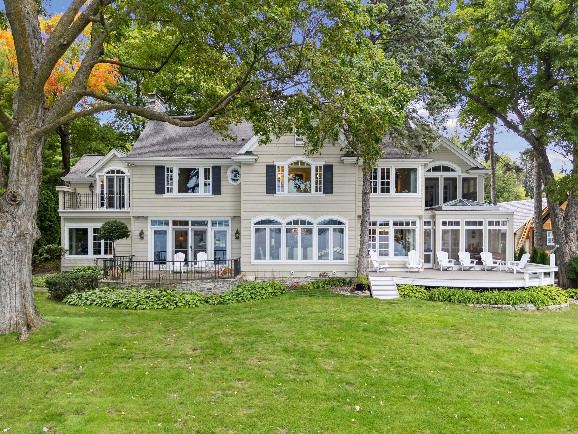 964 E Shady Lane