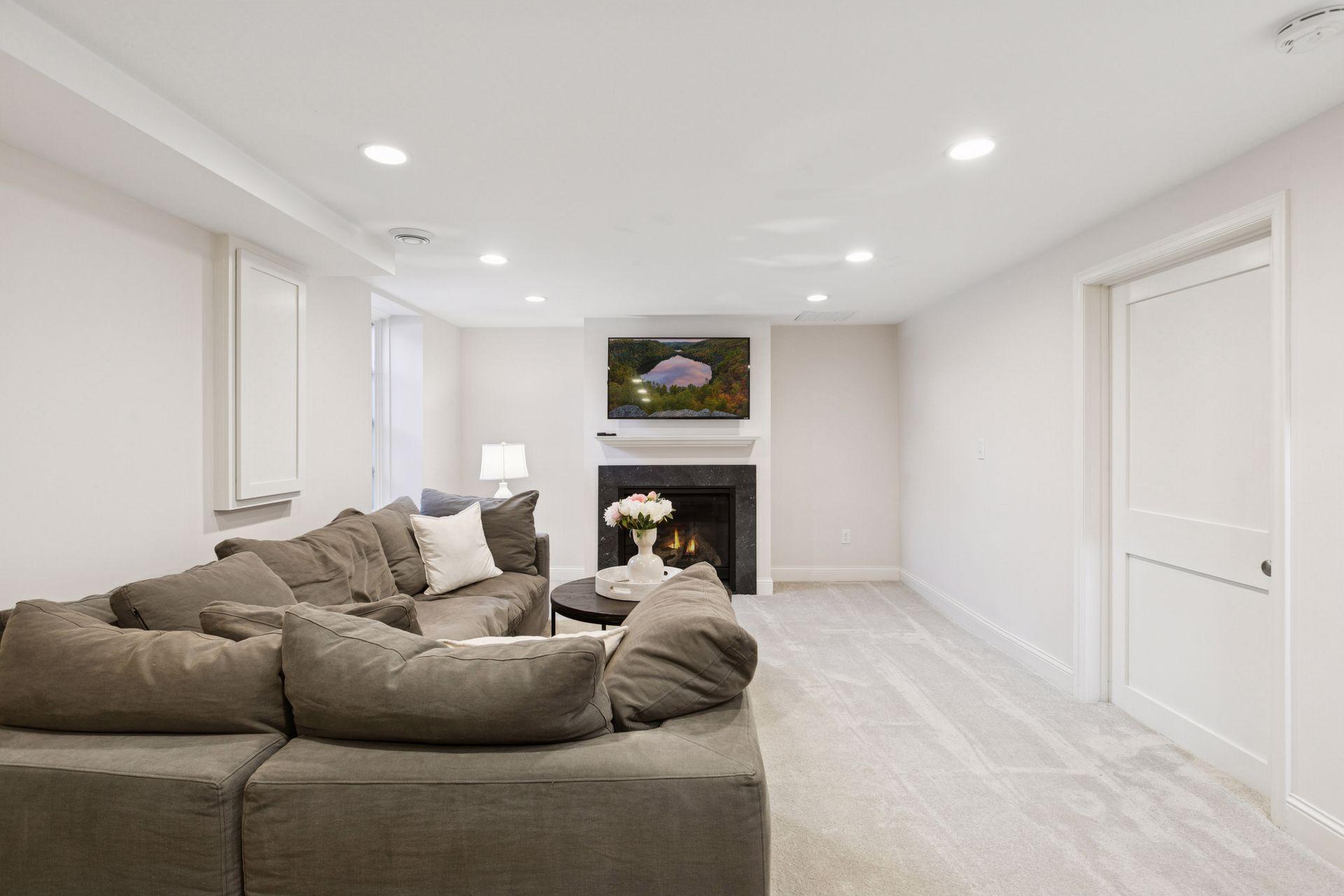 3316 France Avenue S