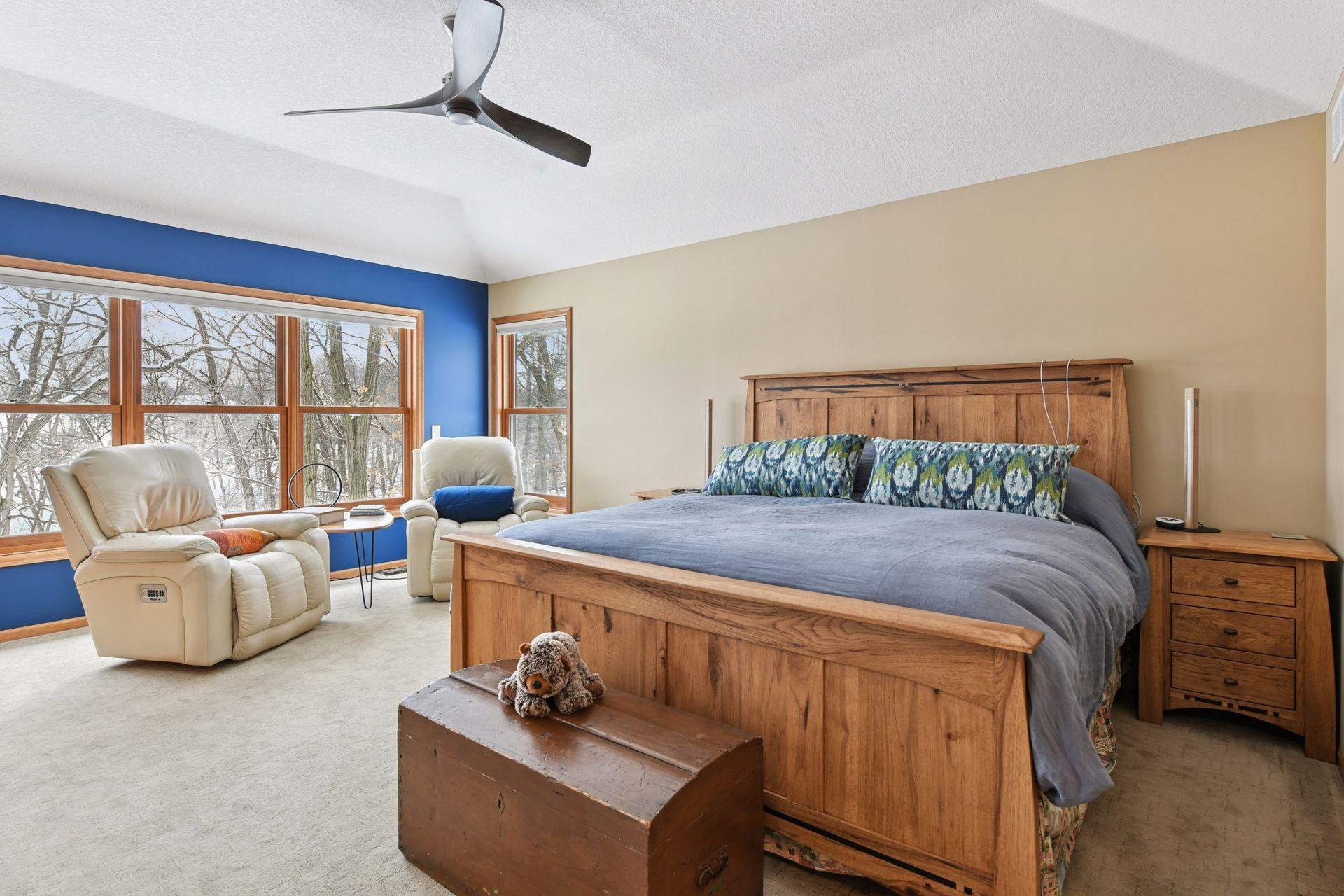 2584 N Saunders Lake Drive