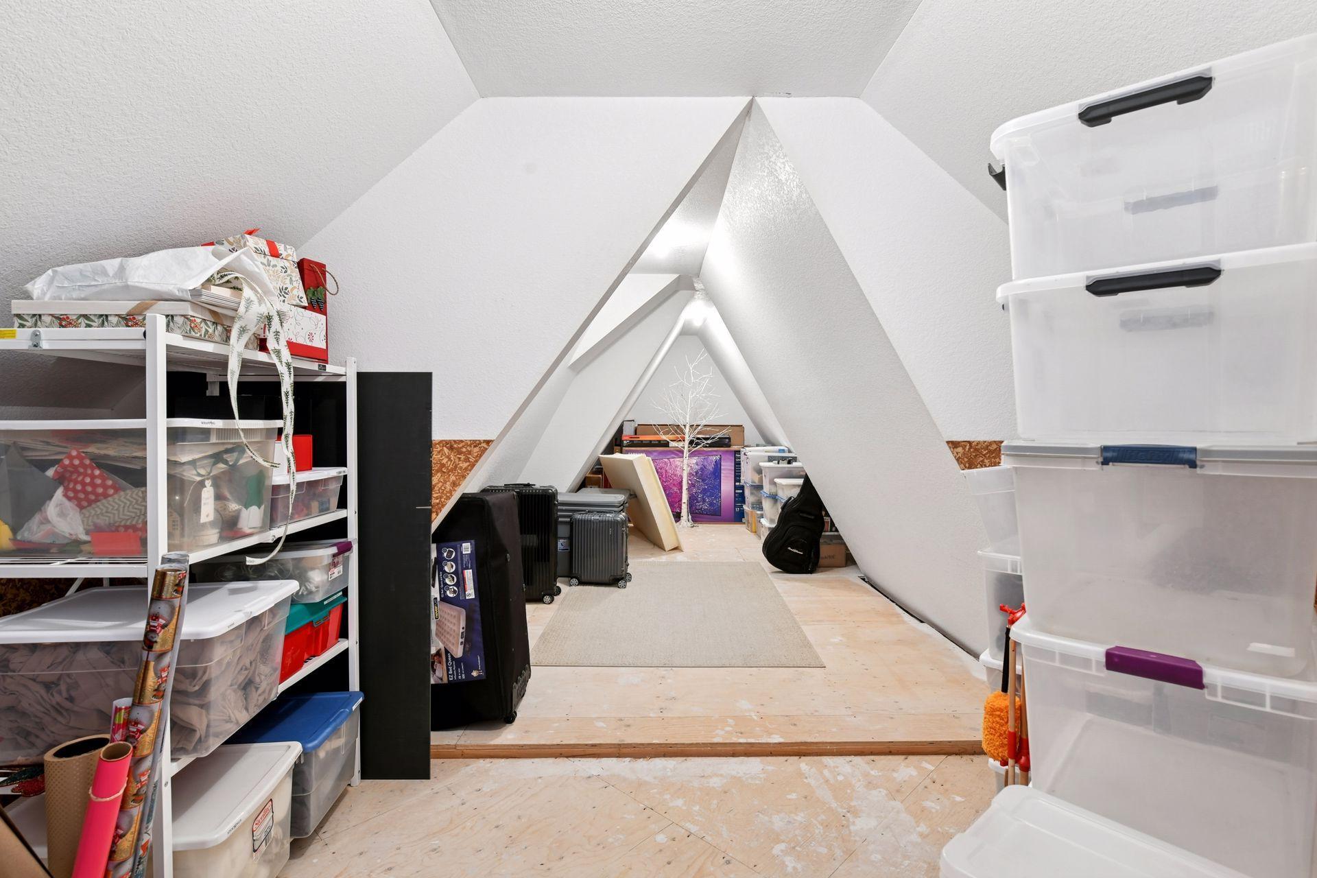 2584 N Saunders Lake Drive