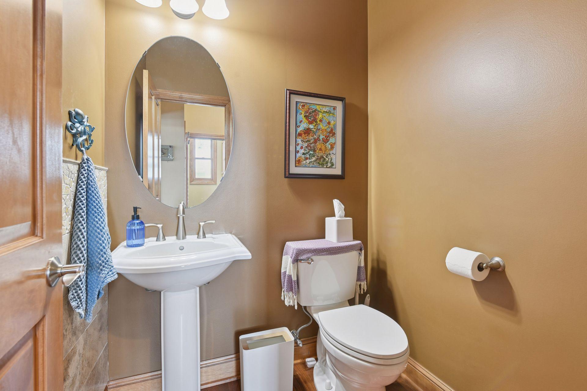 2584 N Saunders Lake Drive