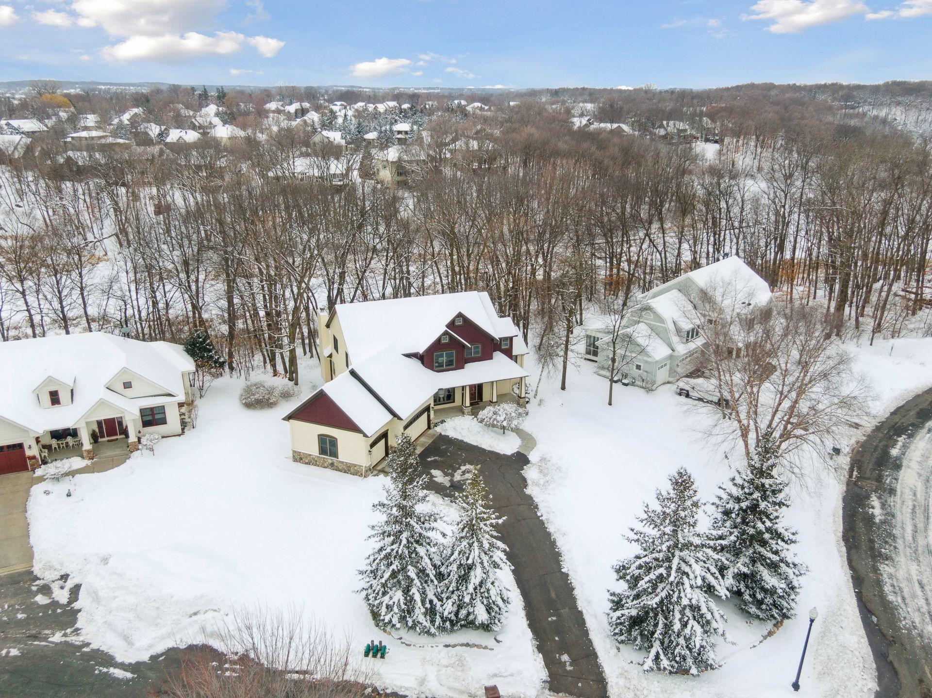 2584 N Saunders Lake Drive