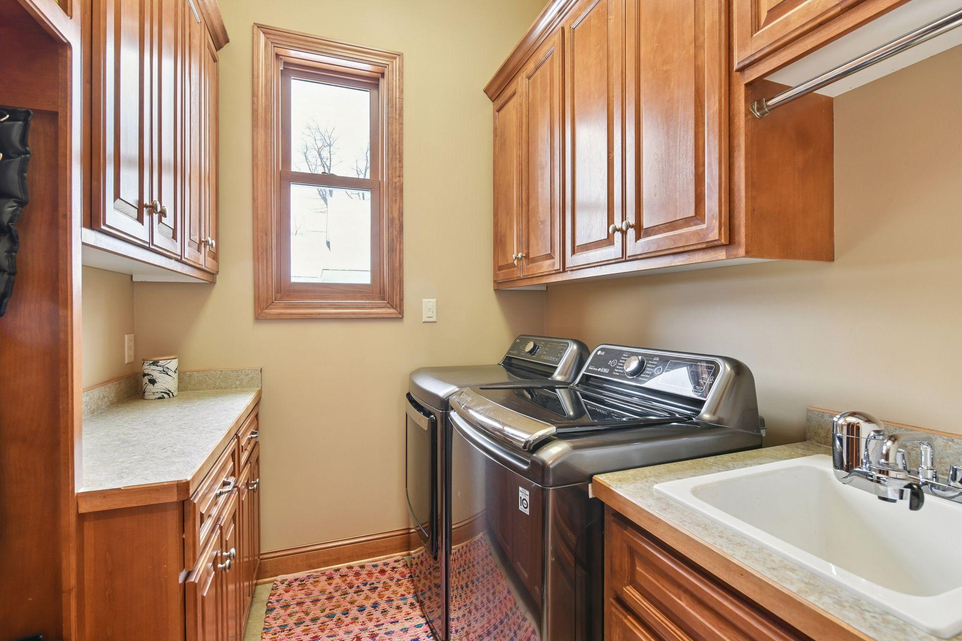 2584 N Saunders Lake Drive