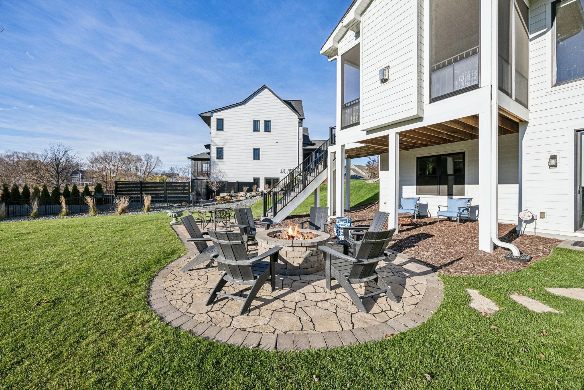 5960 Prestwick Court