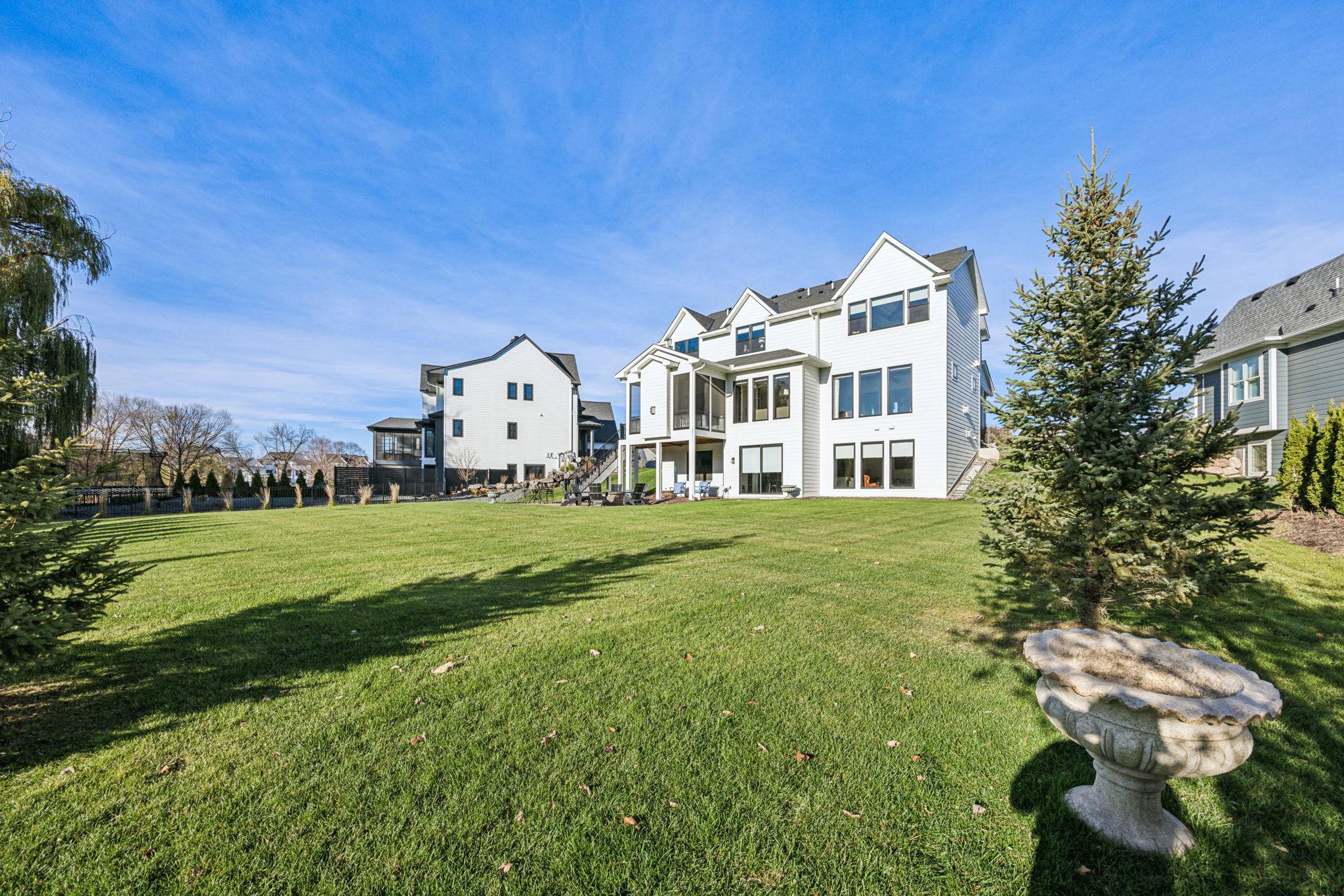 5960 Prestwick Court