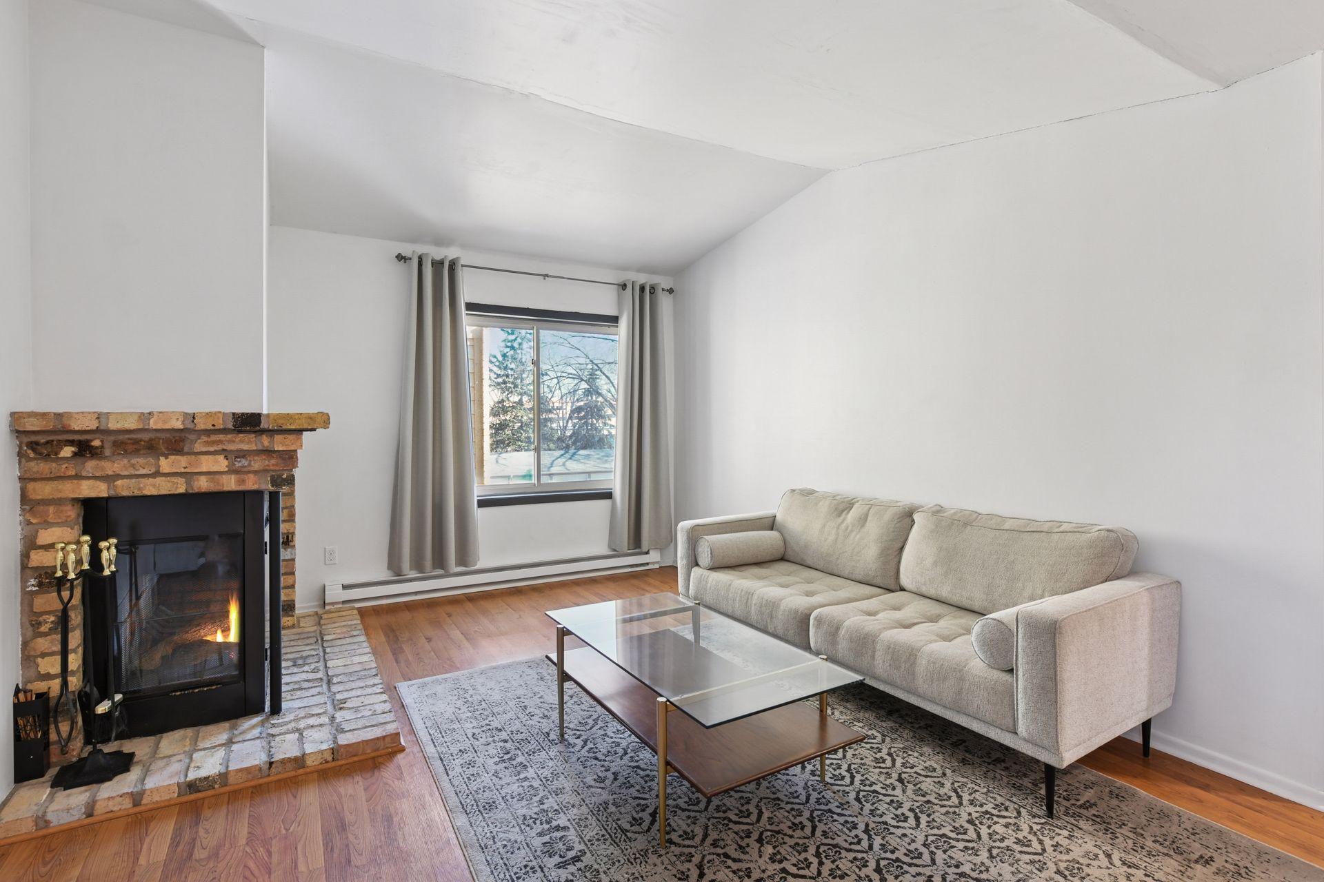 2030 Ridge Drive Unit: 31