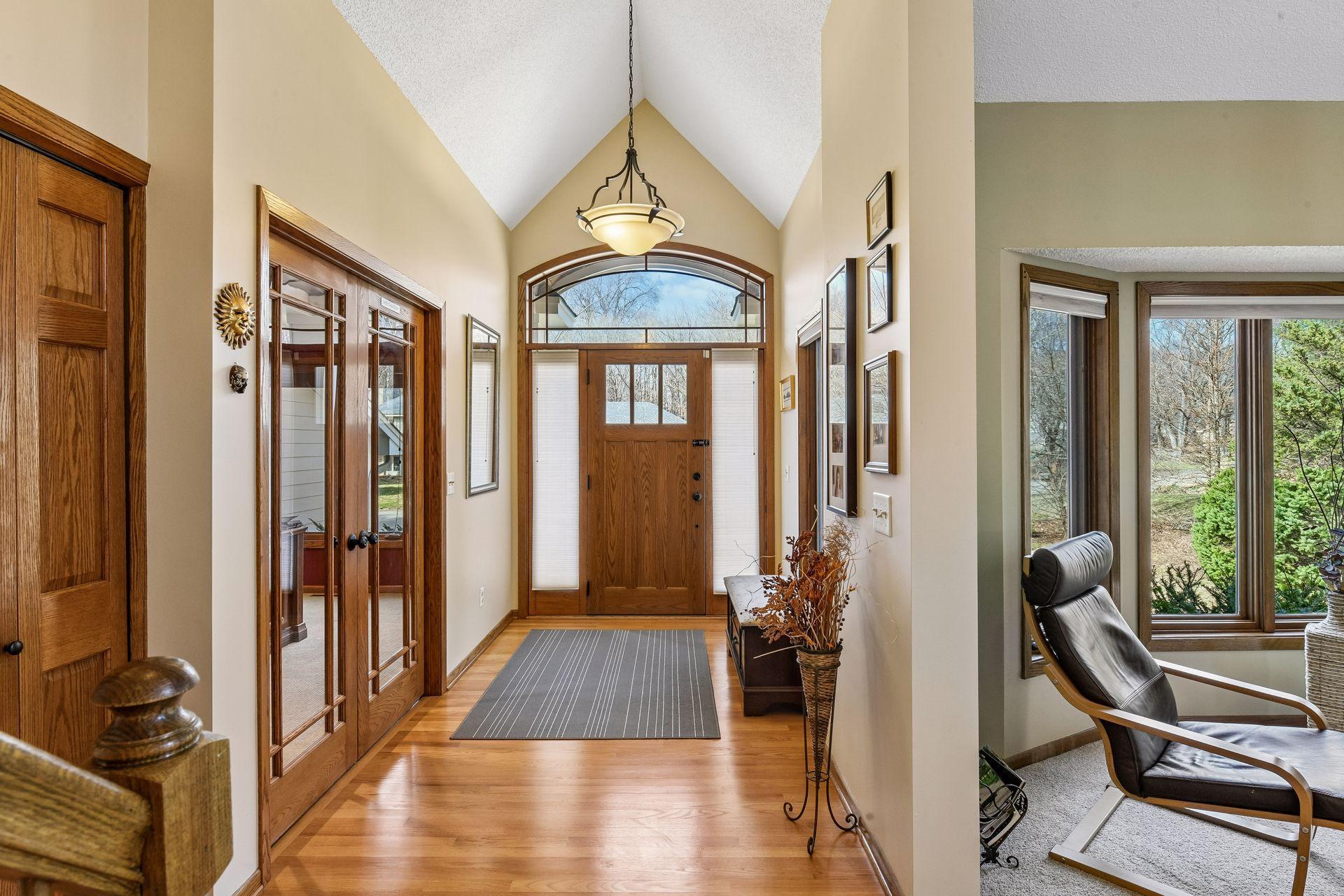 4424 Camelot Drive