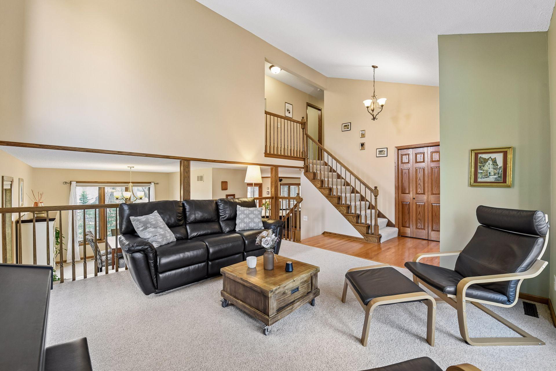 4424 Camelot Drive