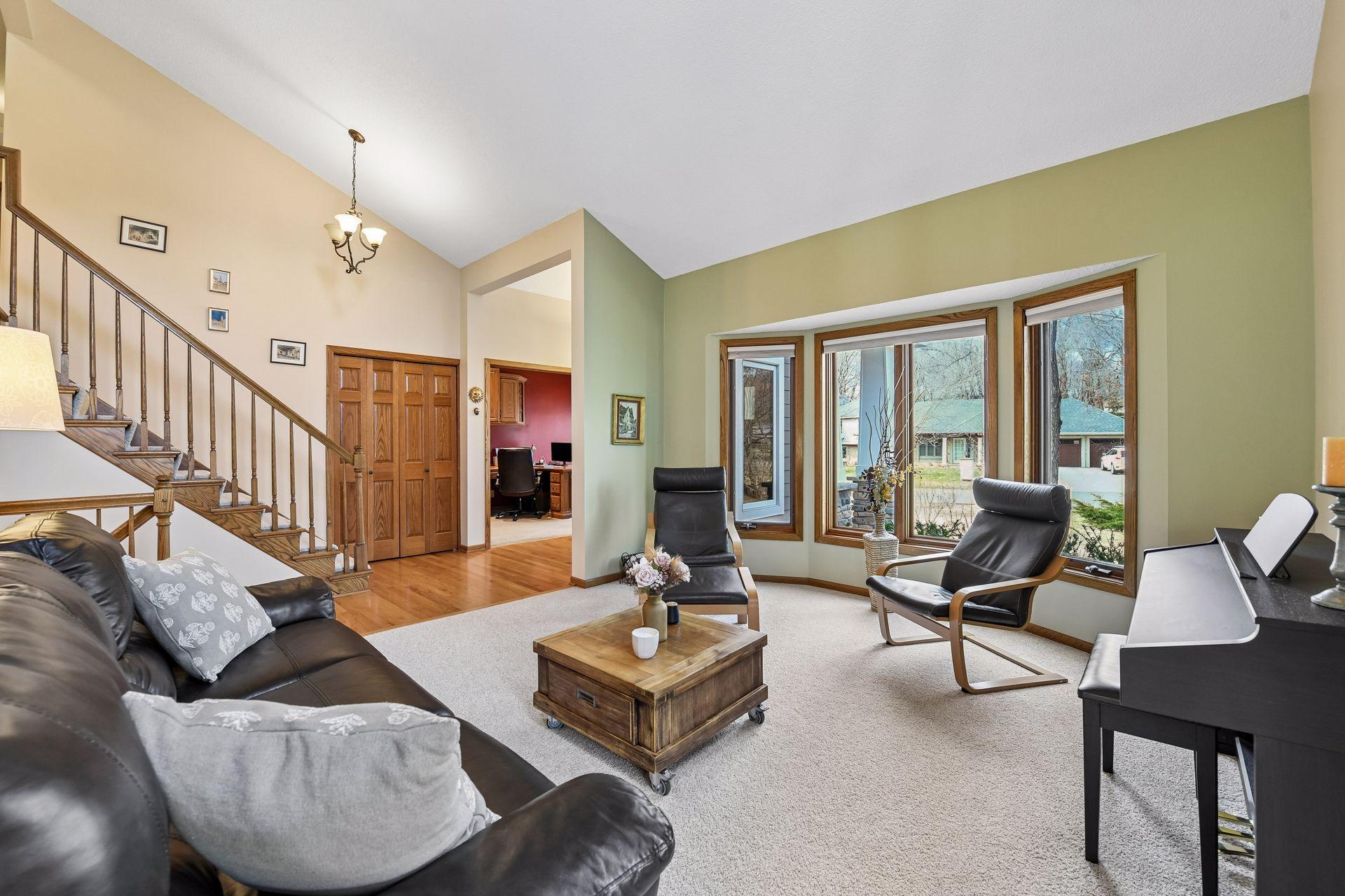 4424 Camelot Drive