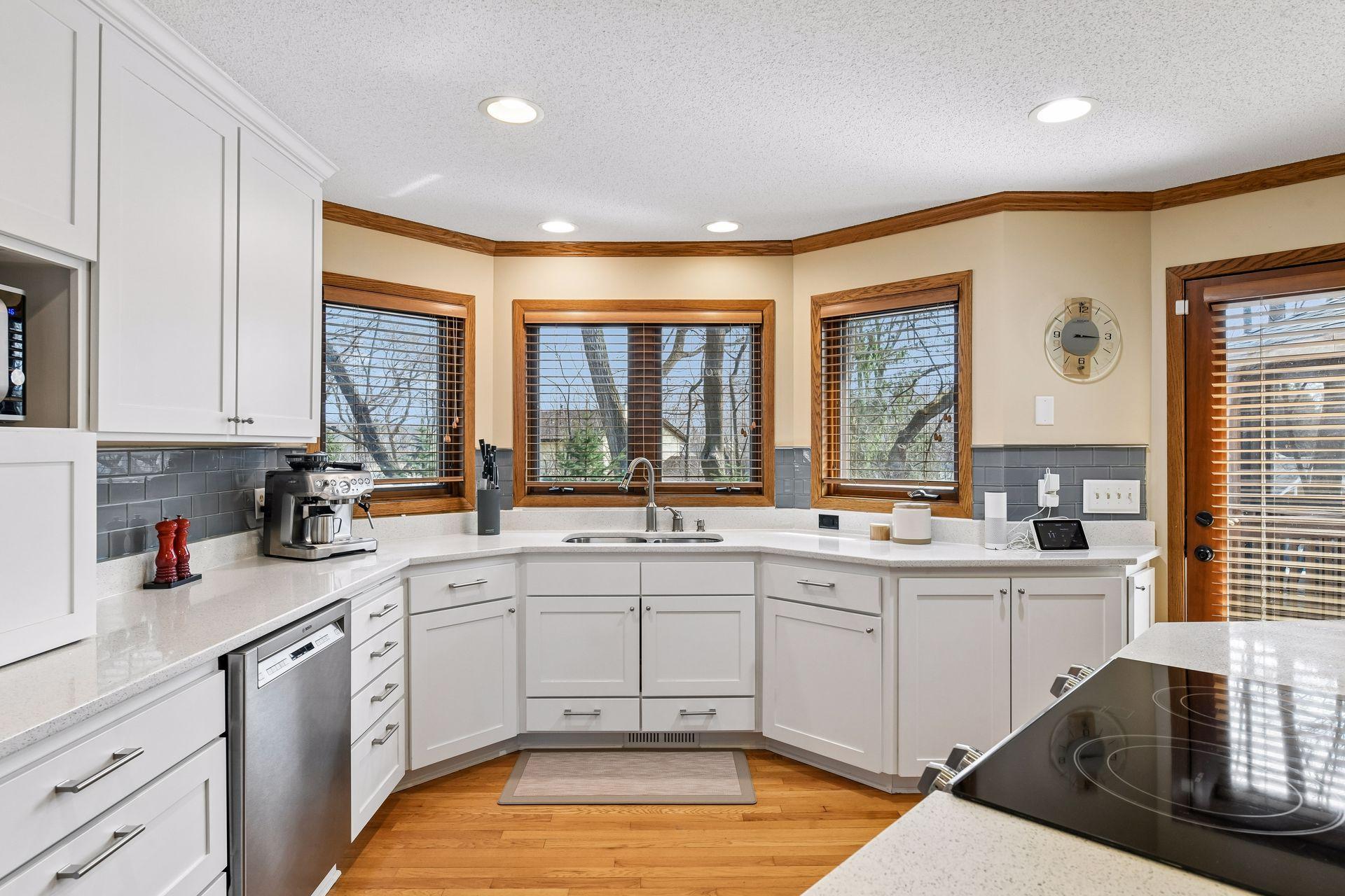 4424 Camelot Drive