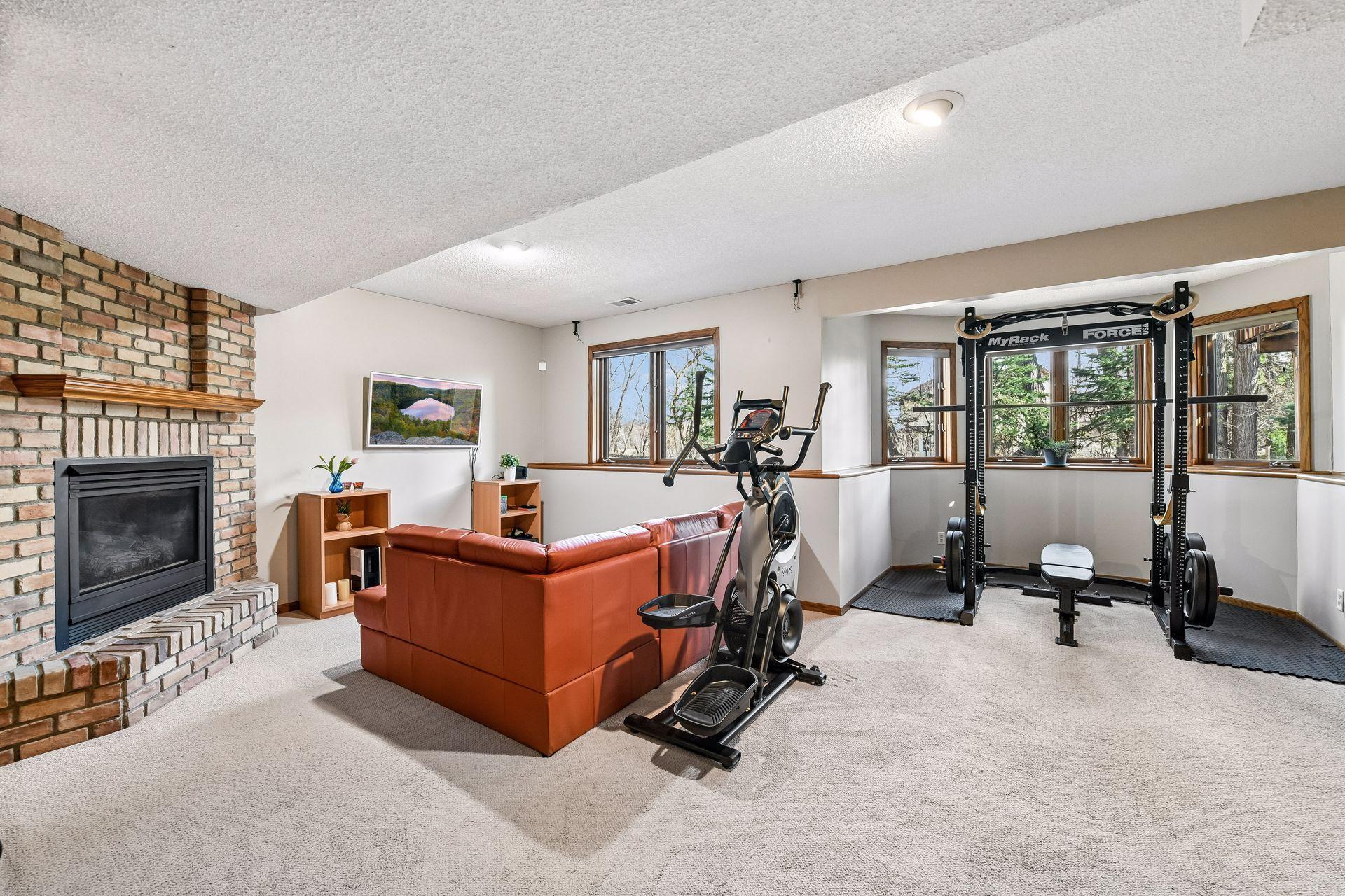4424 Camelot Drive