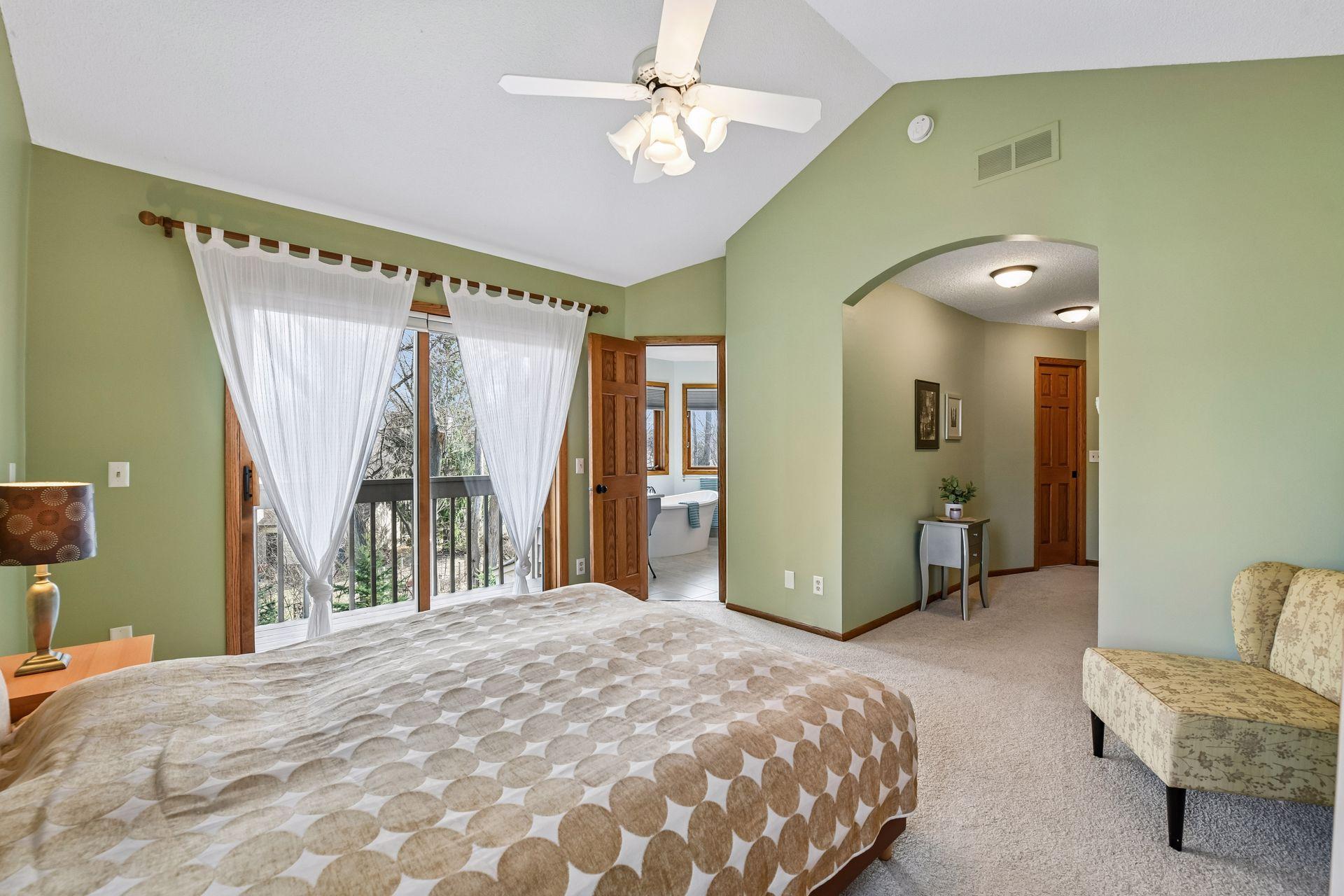 4424 Camelot Drive