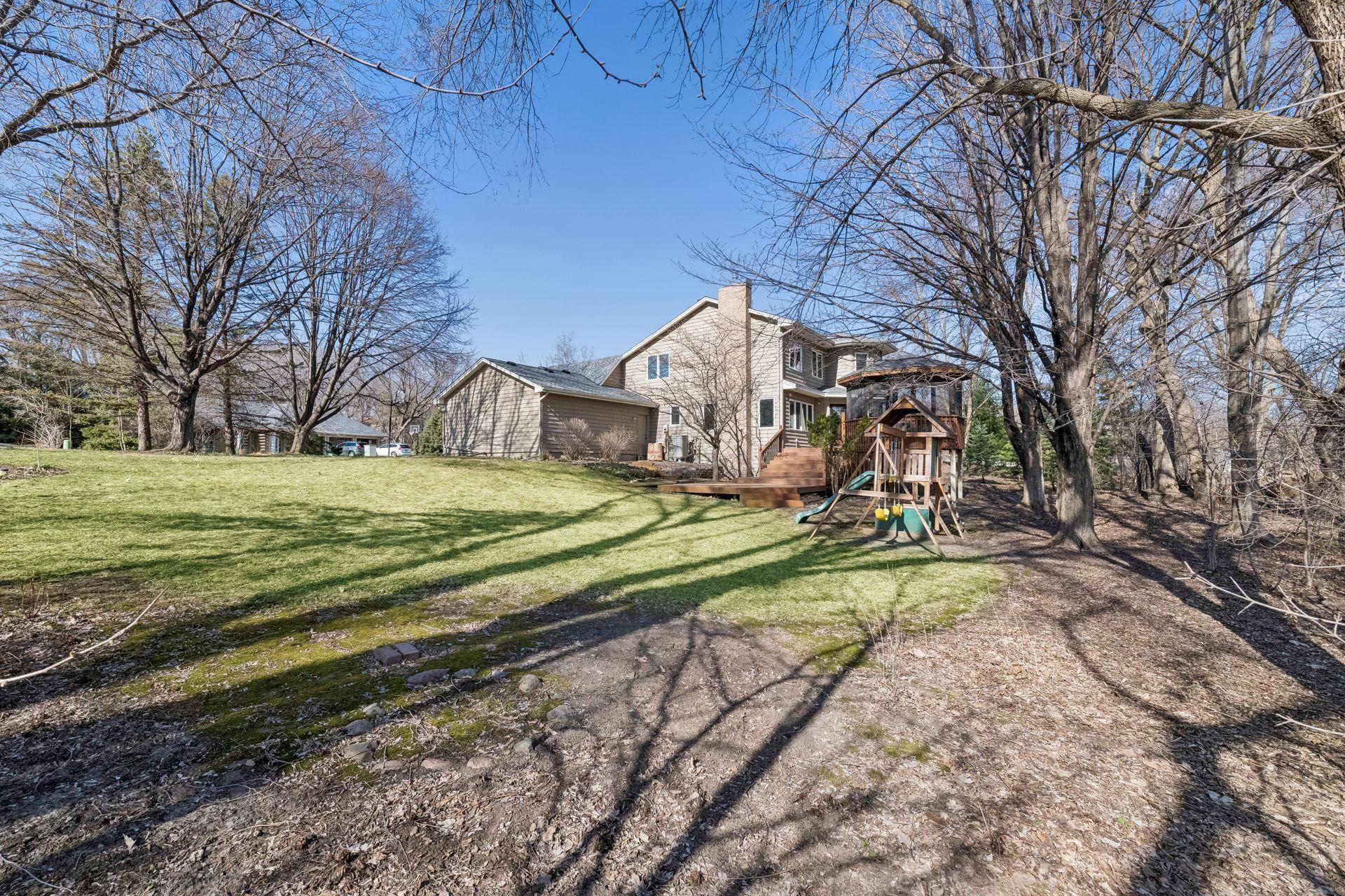 4424 Camelot Drive