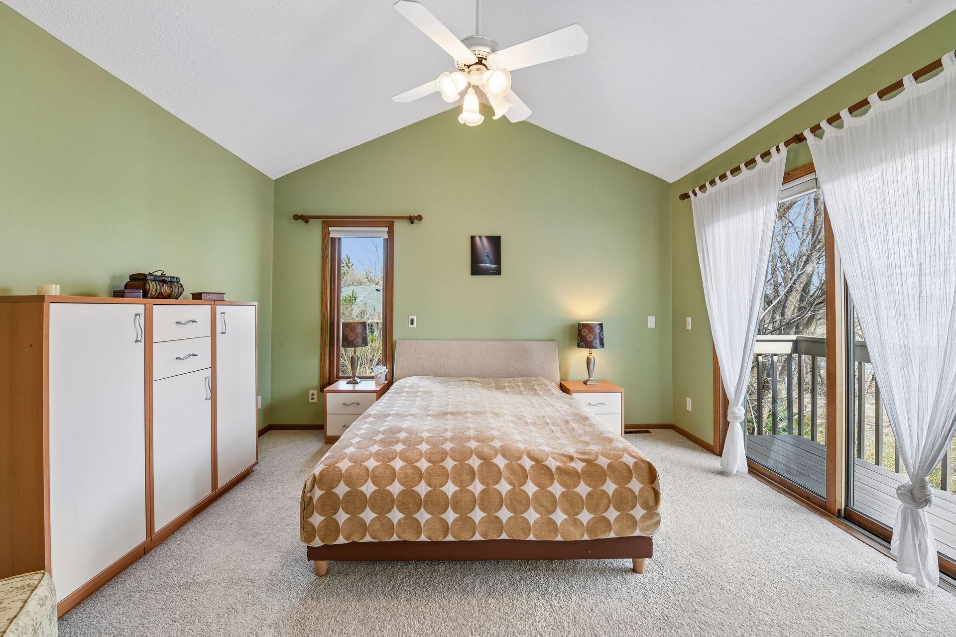 4424 Camelot Drive