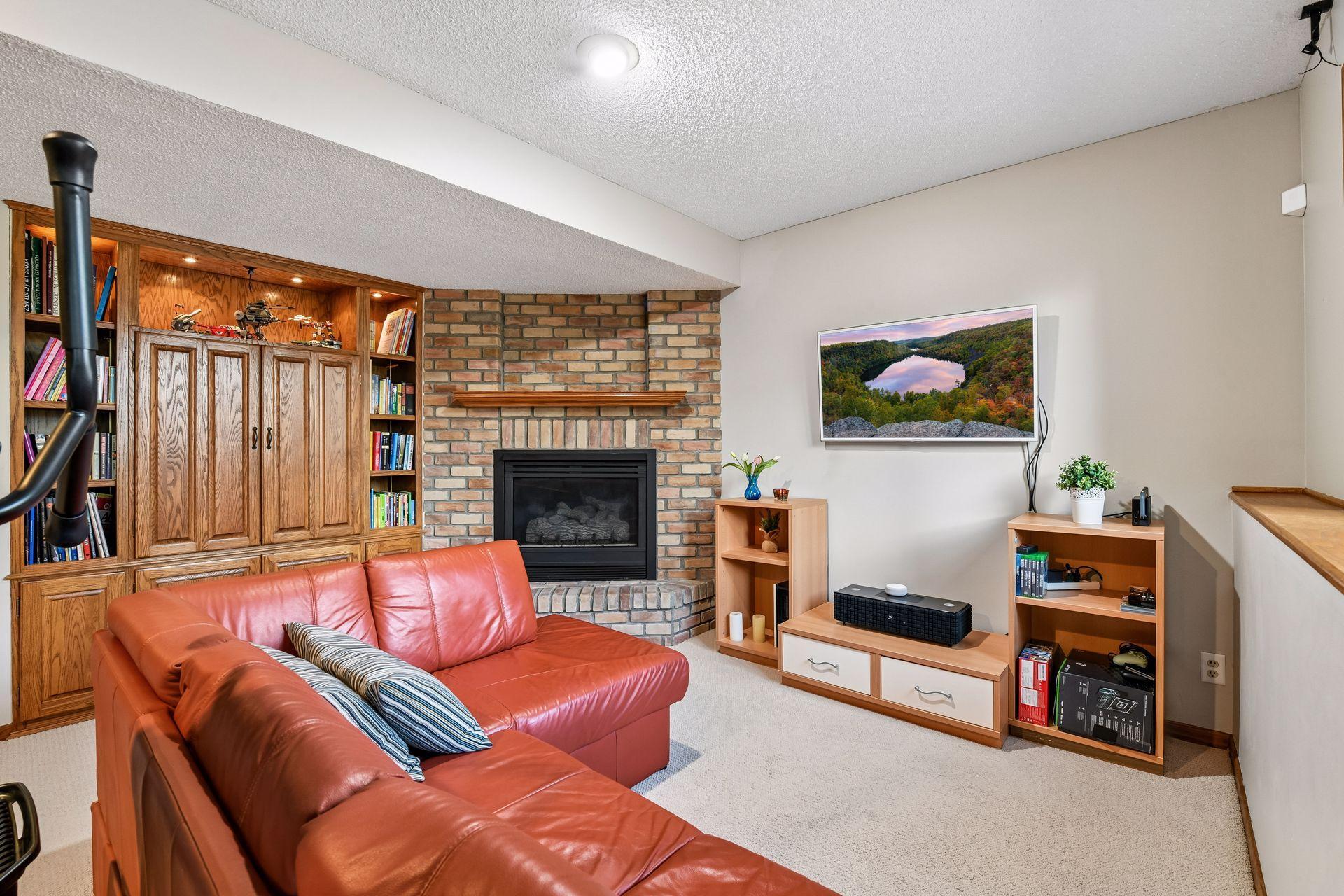 4424 Camelot Drive