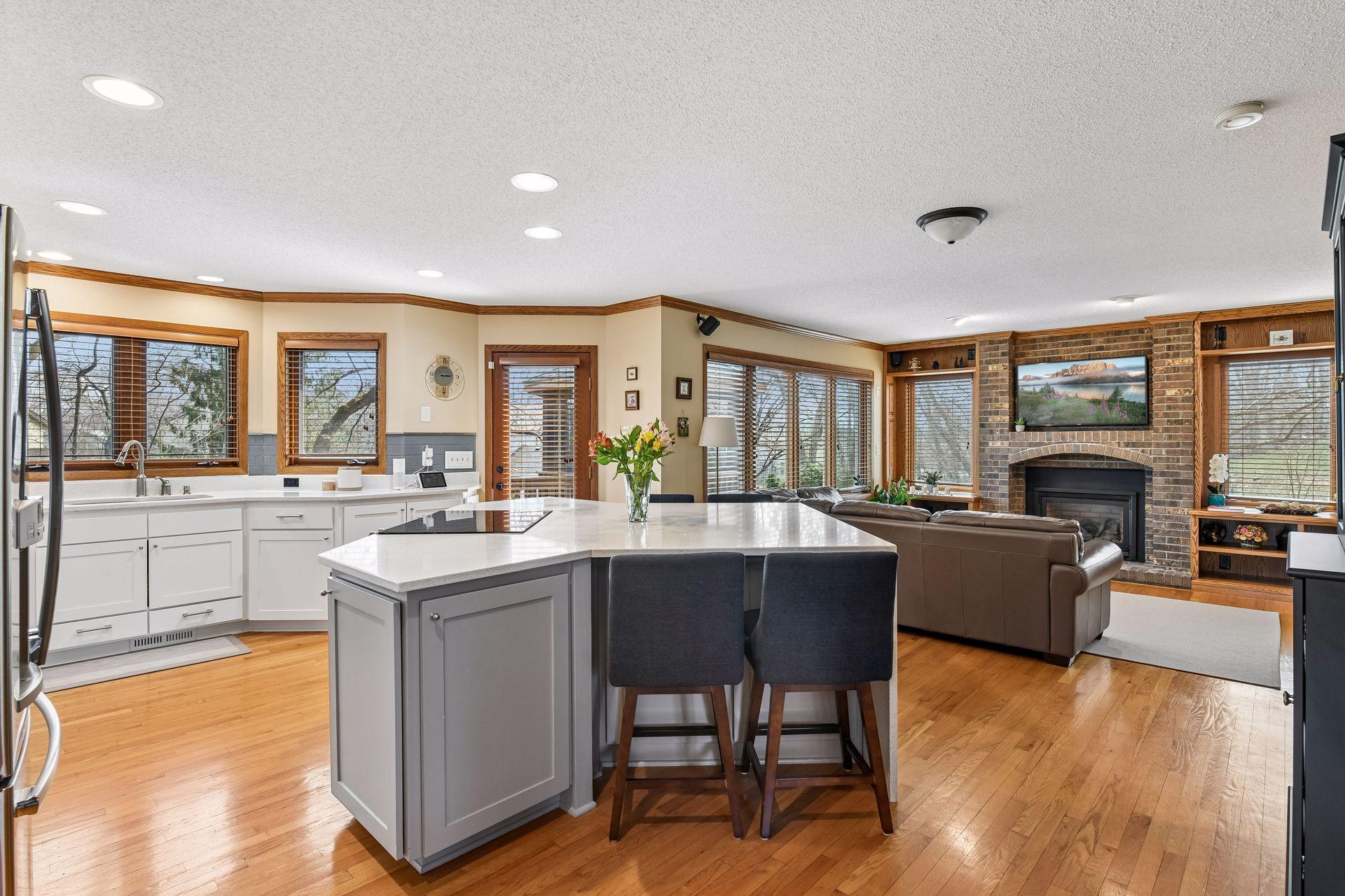 4424 Camelot Drive
