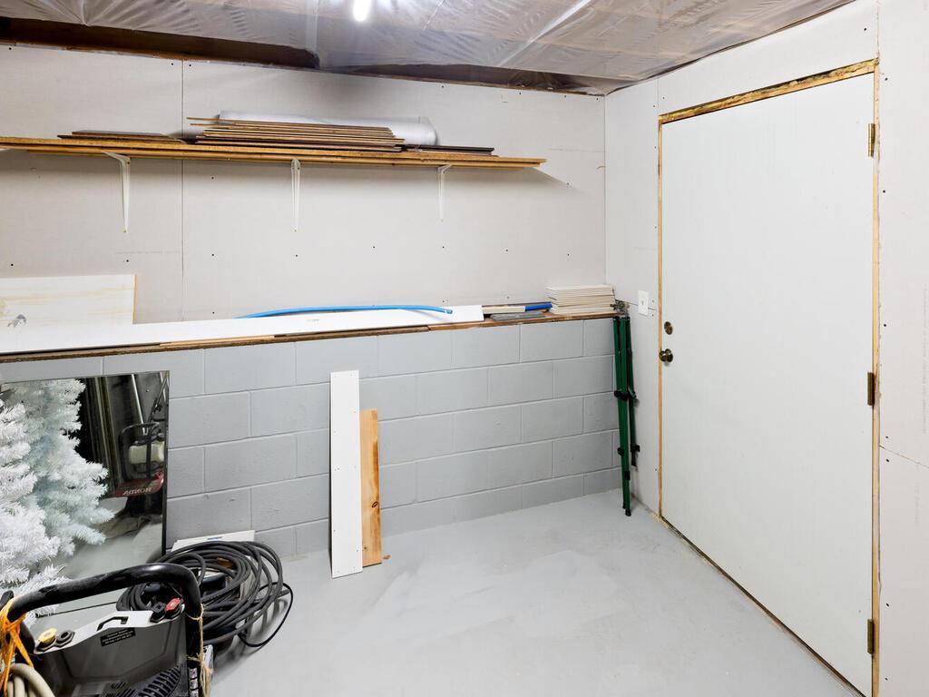 14811 Minnehaha Place