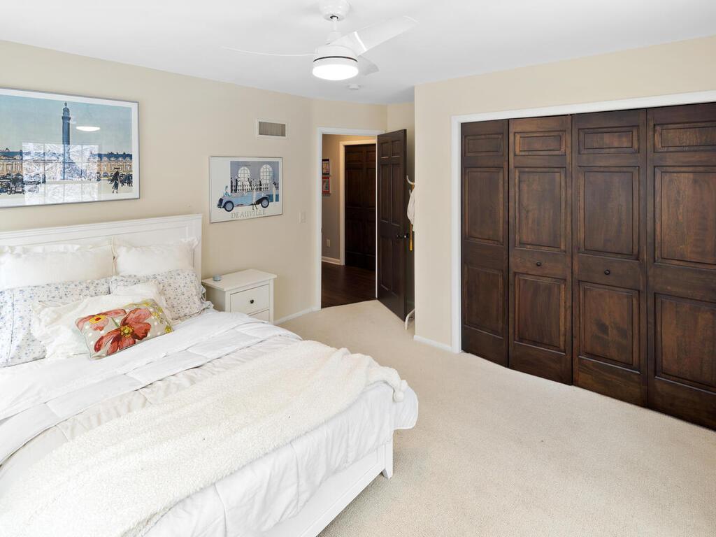 14811 Minnehaha Place