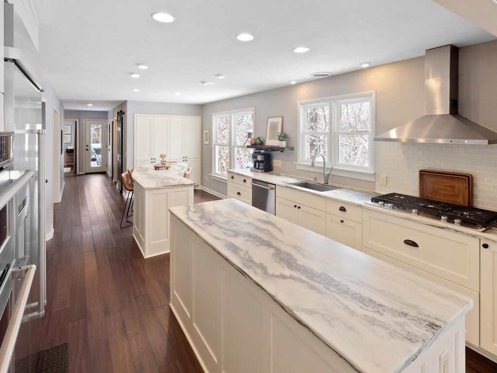 14811 Minnehaha Place