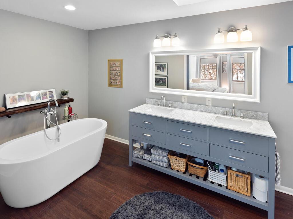 14811 Minnehaha Place