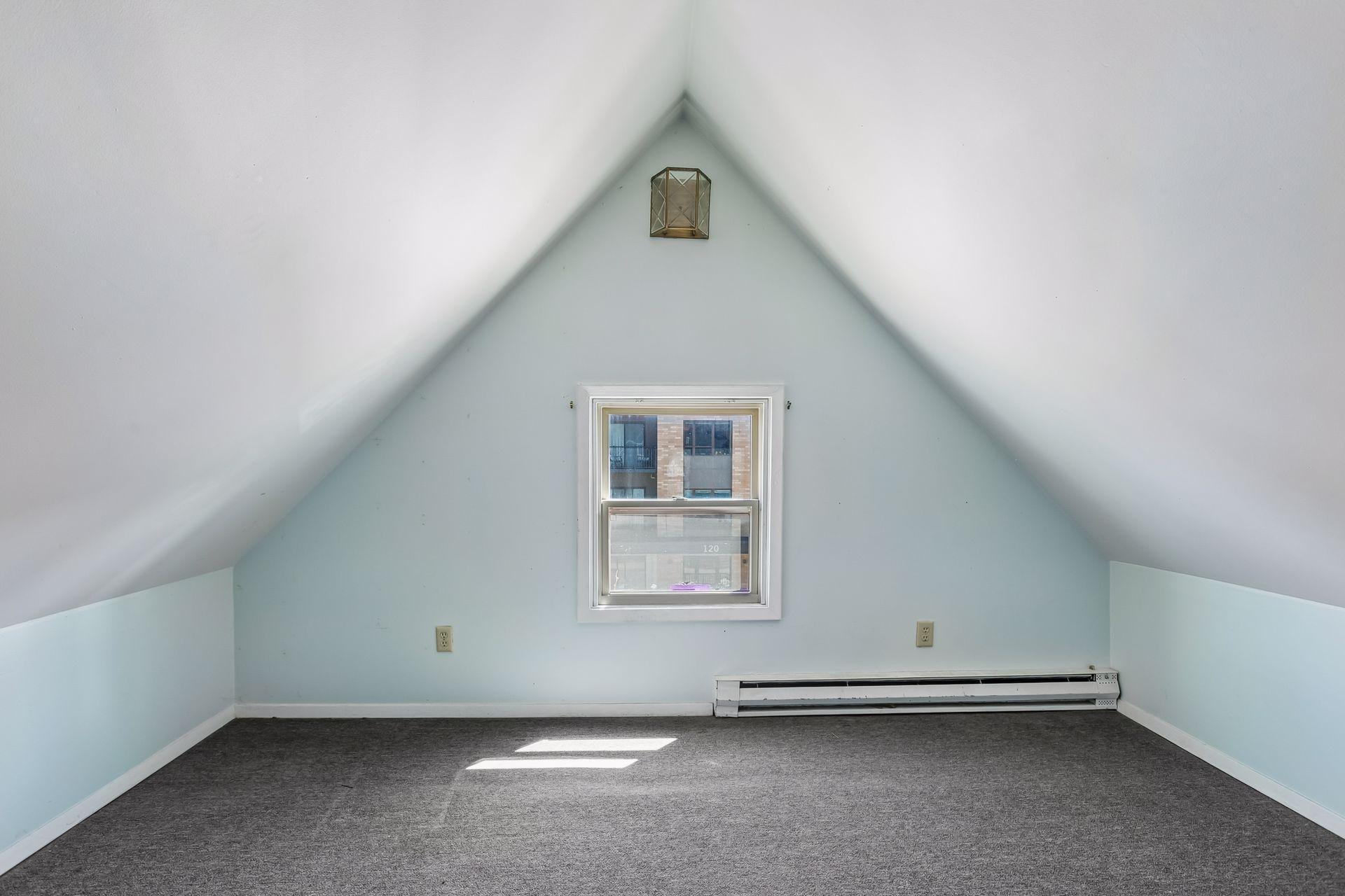 1300 Grand Street NE