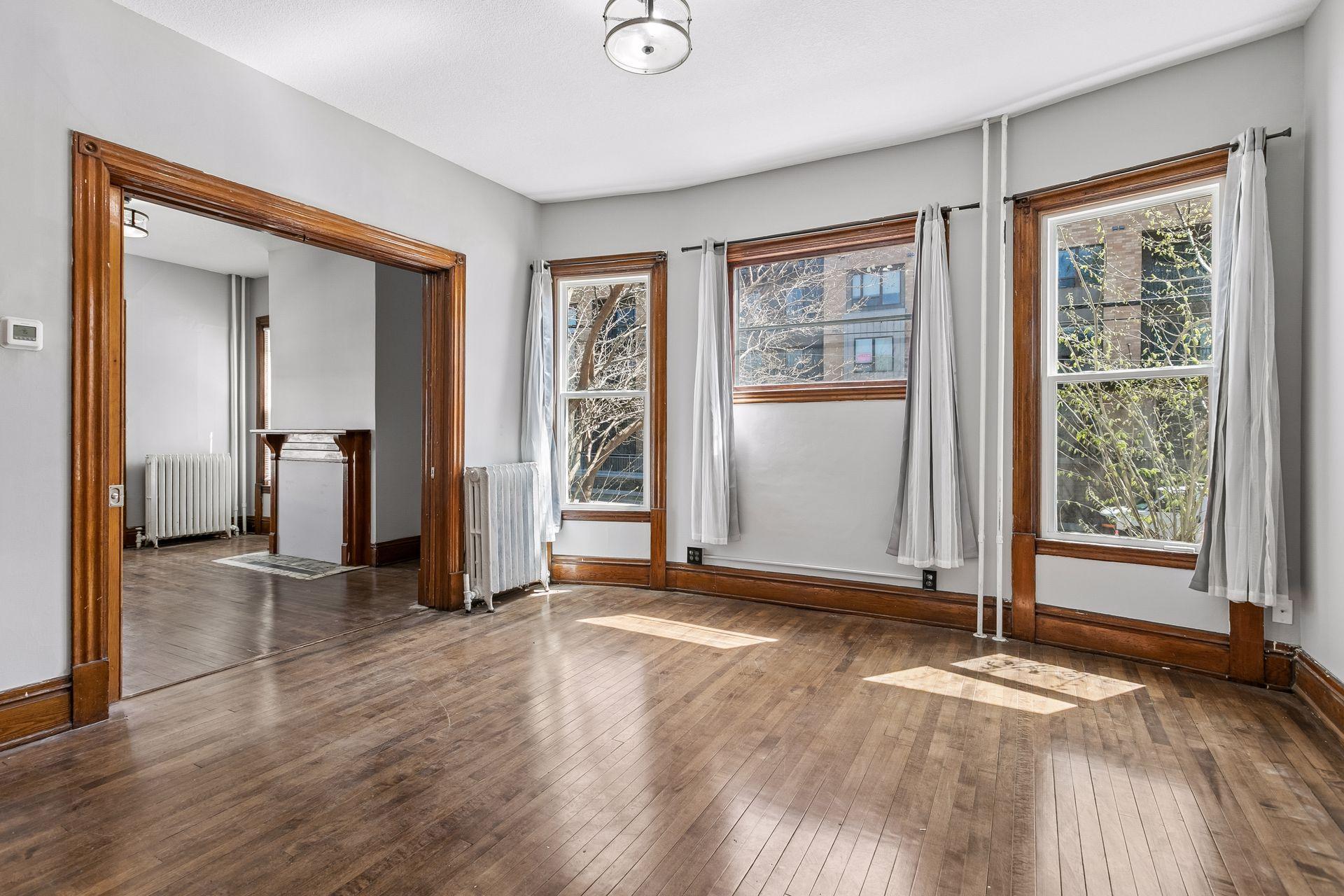 1300 Grand Street NE