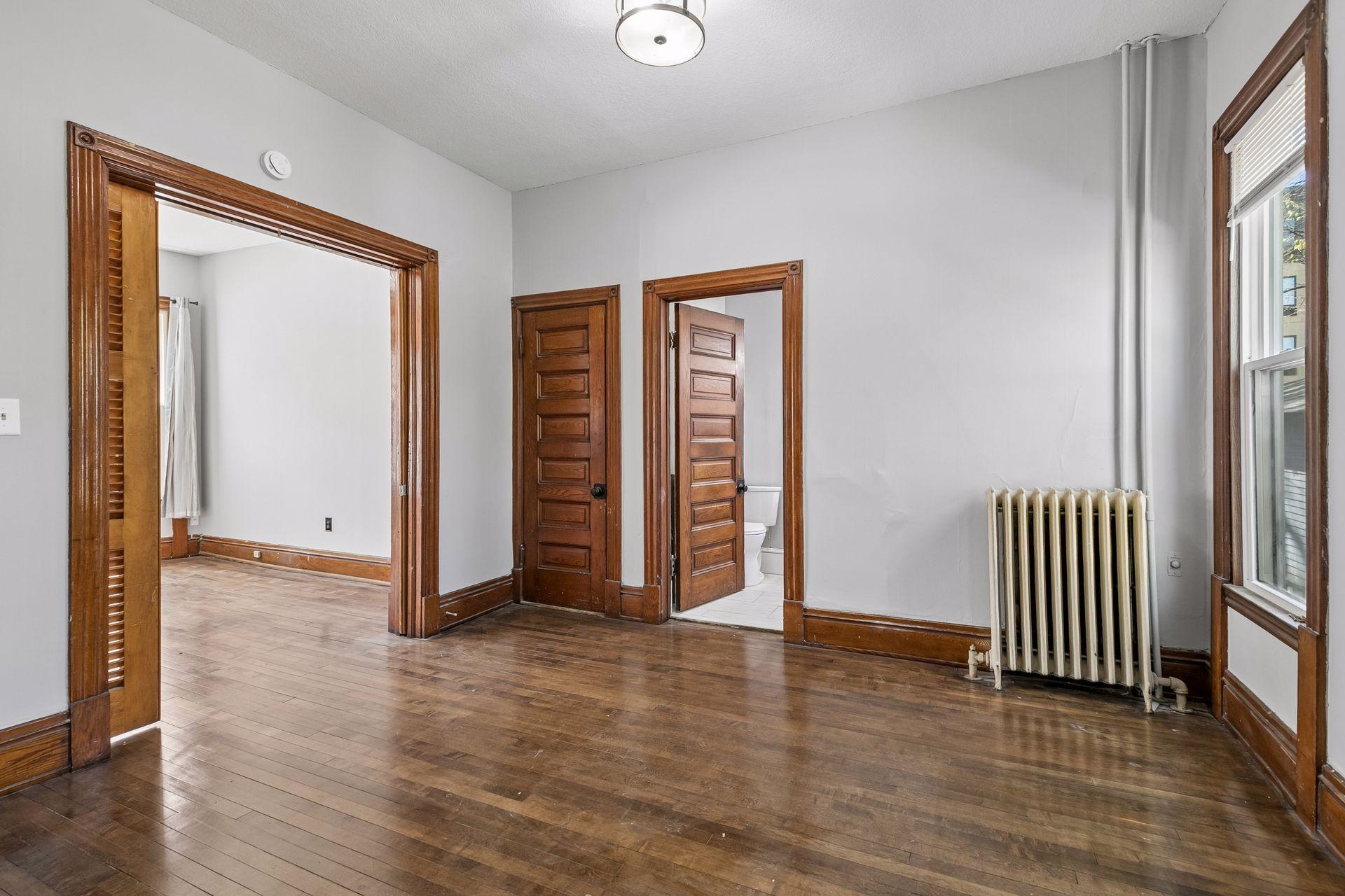 1300 Grand Street NE