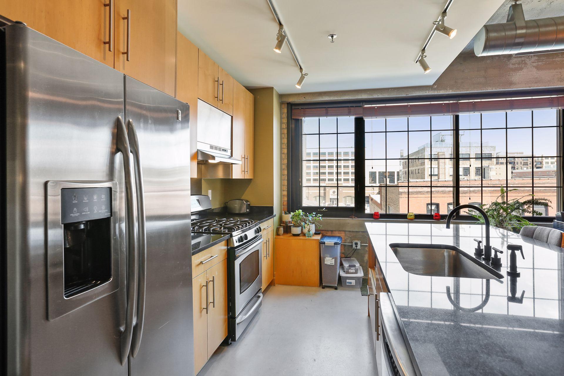 525 N 3rd Street Unit: 303
